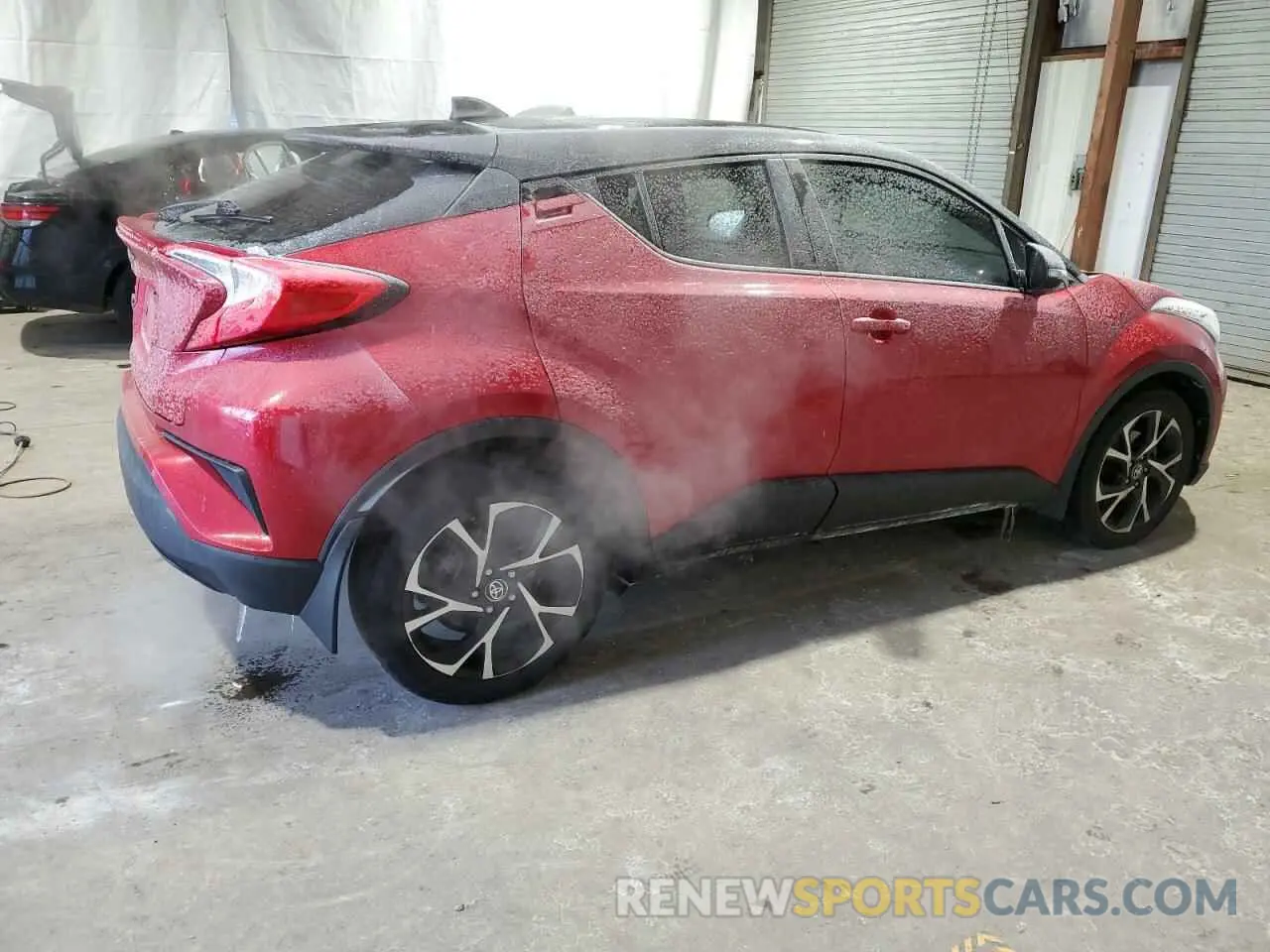 3 fotografías del automóvil dañado NMTKHMBX5LR107418 TOYOTA C-HR 2020