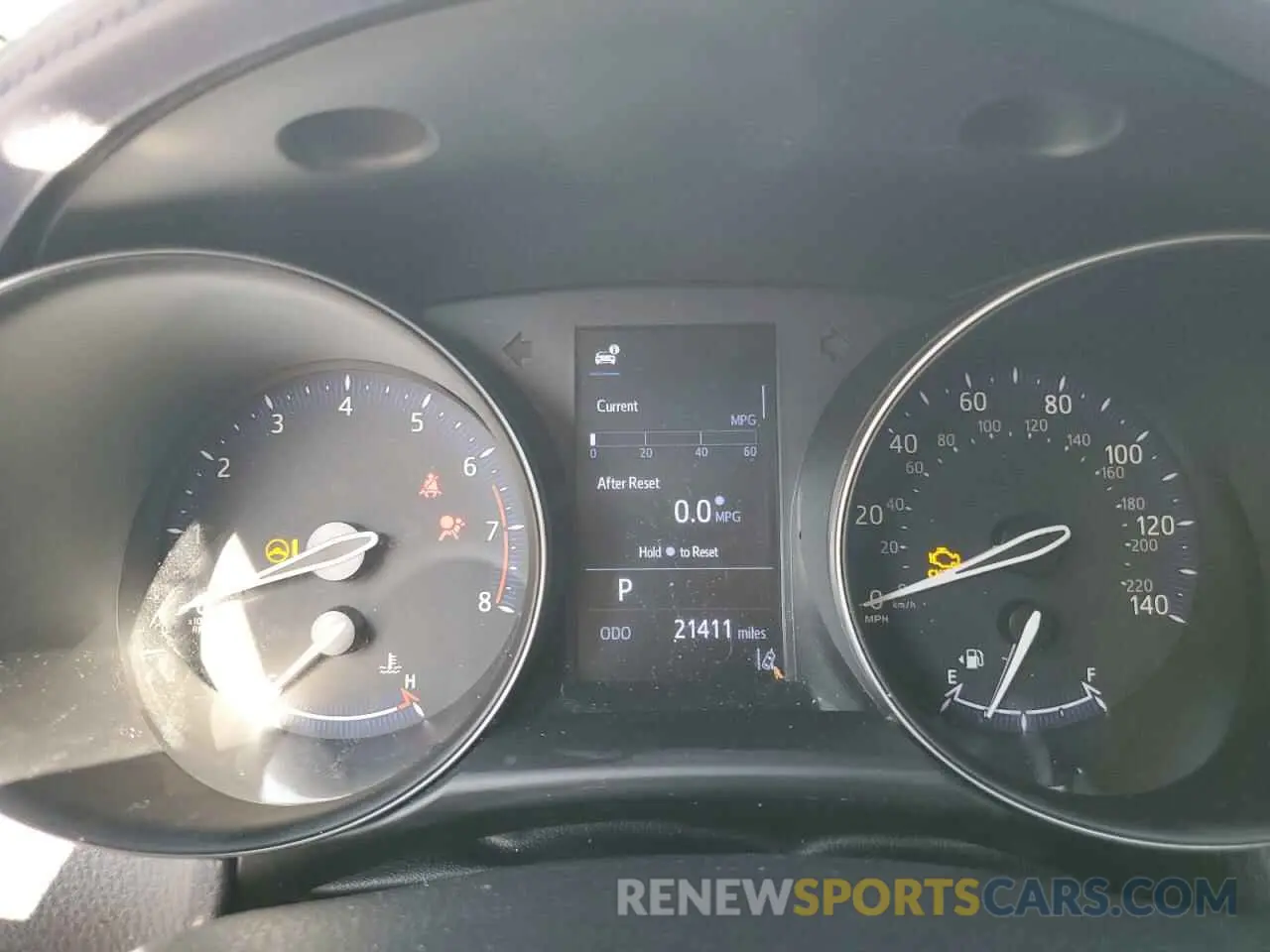 9 fotografías del automóvil dañado NMTKHMBX5LR109721 TOYOTA C-HR 2020