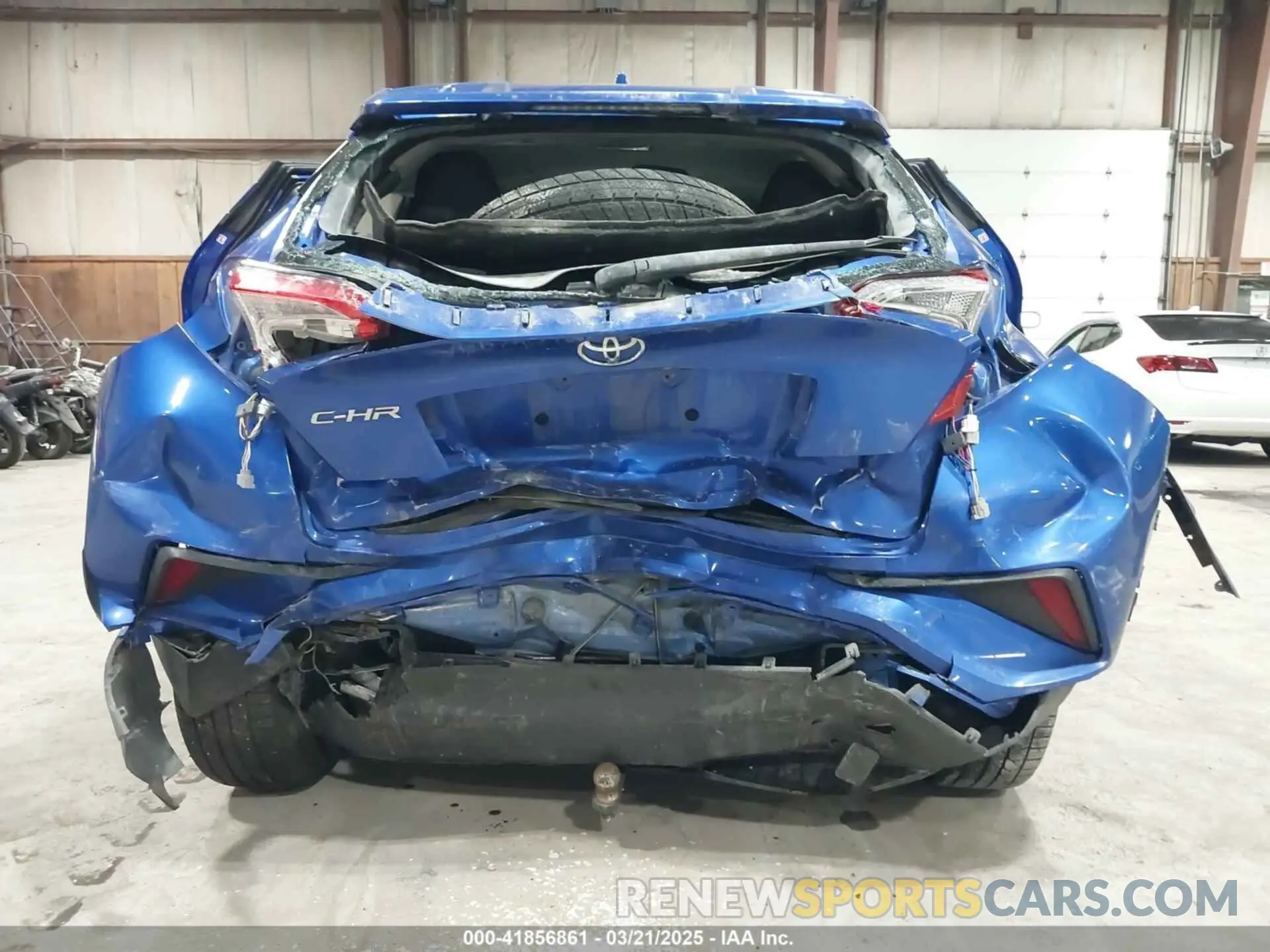 6 fotografías del automóvil dañado NMTKHMBX5LR112084 TOYOTA C-HR 2020
