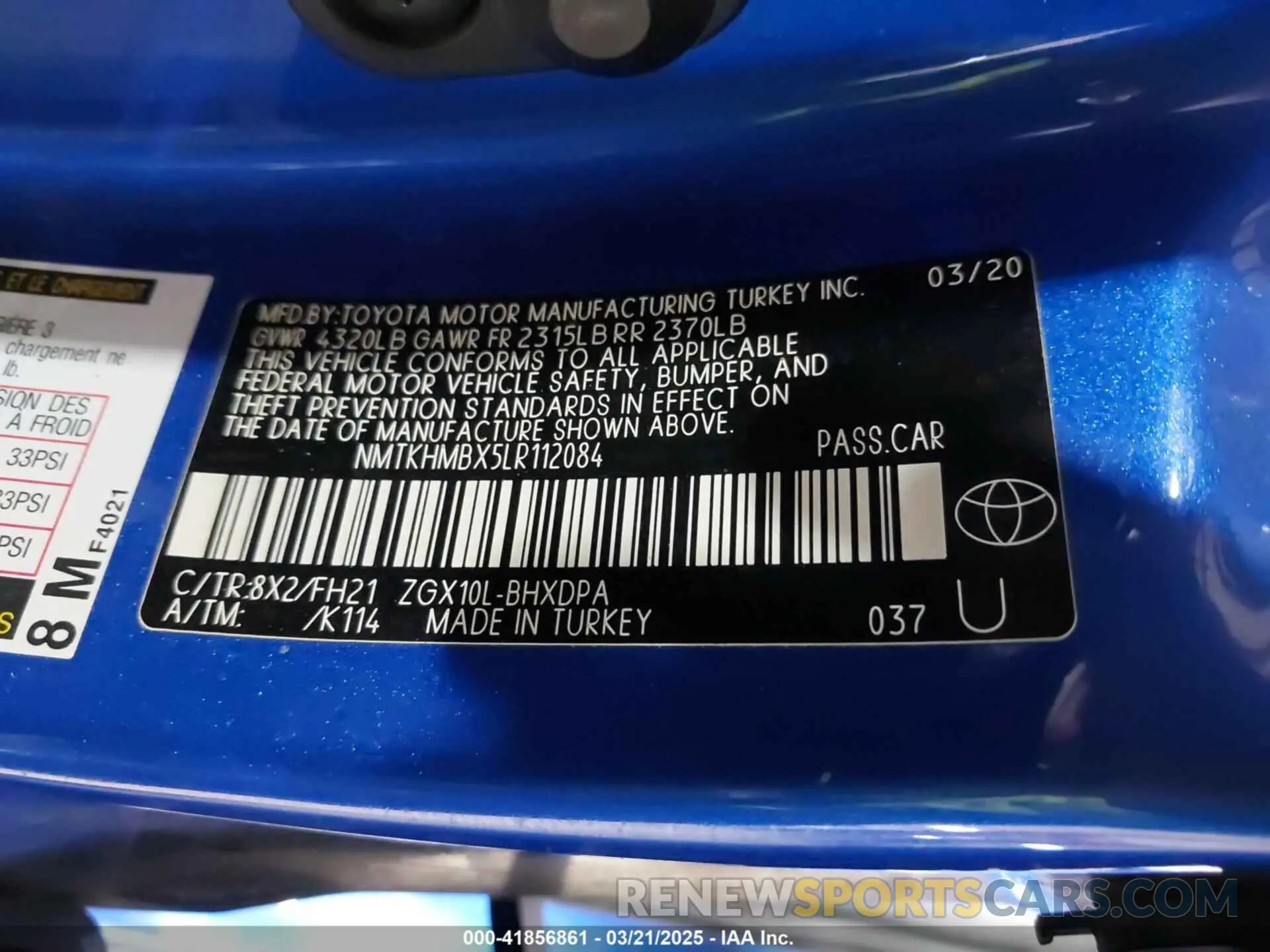 9 fotografías del automóvil dañado NMTKHMBX5LR112084 TOYOTA C-HR 2020