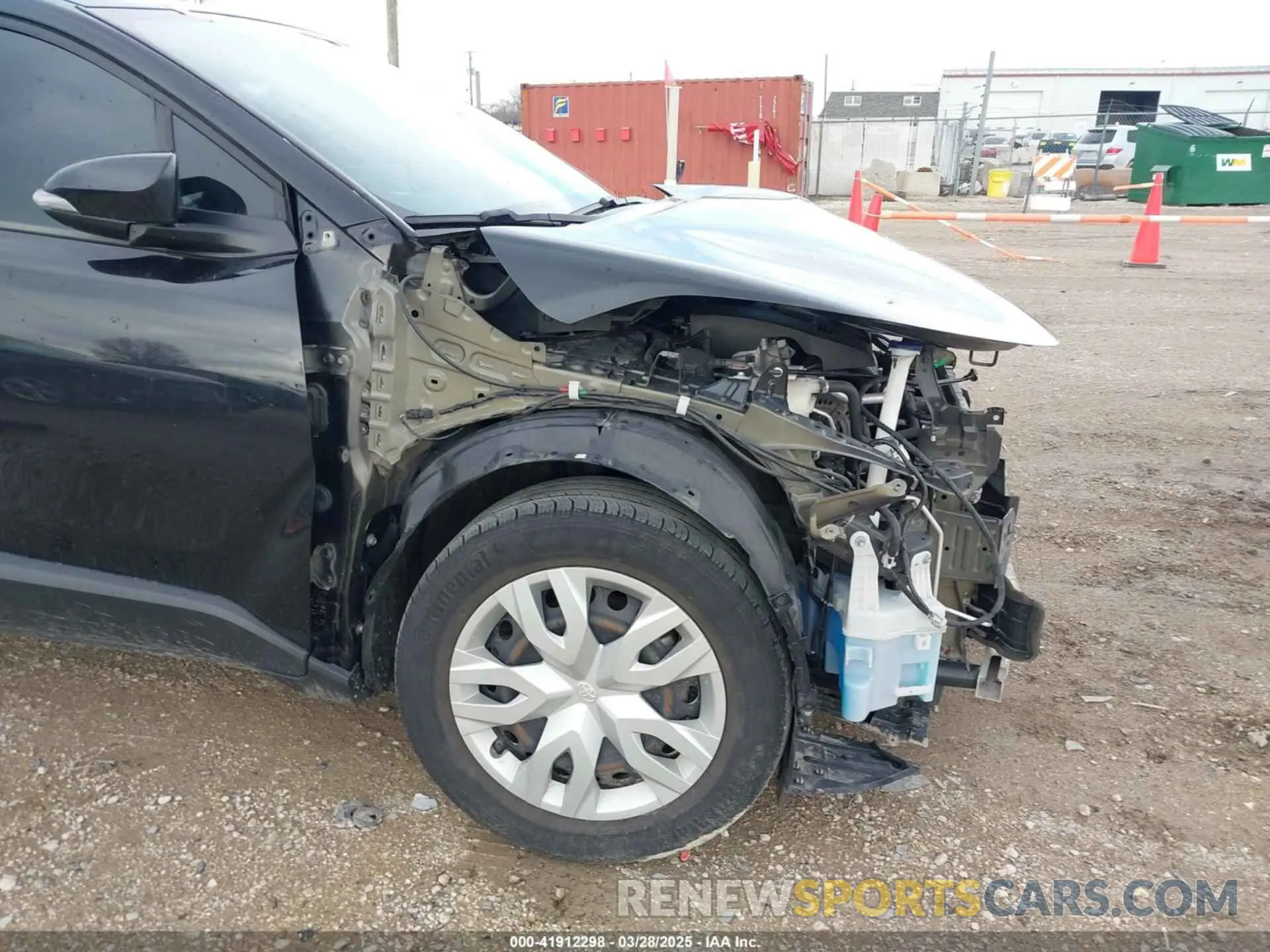 18 fotografías del automóvil dañado NMTKHMBX6LR117858 TOYOTA C-HR 2020