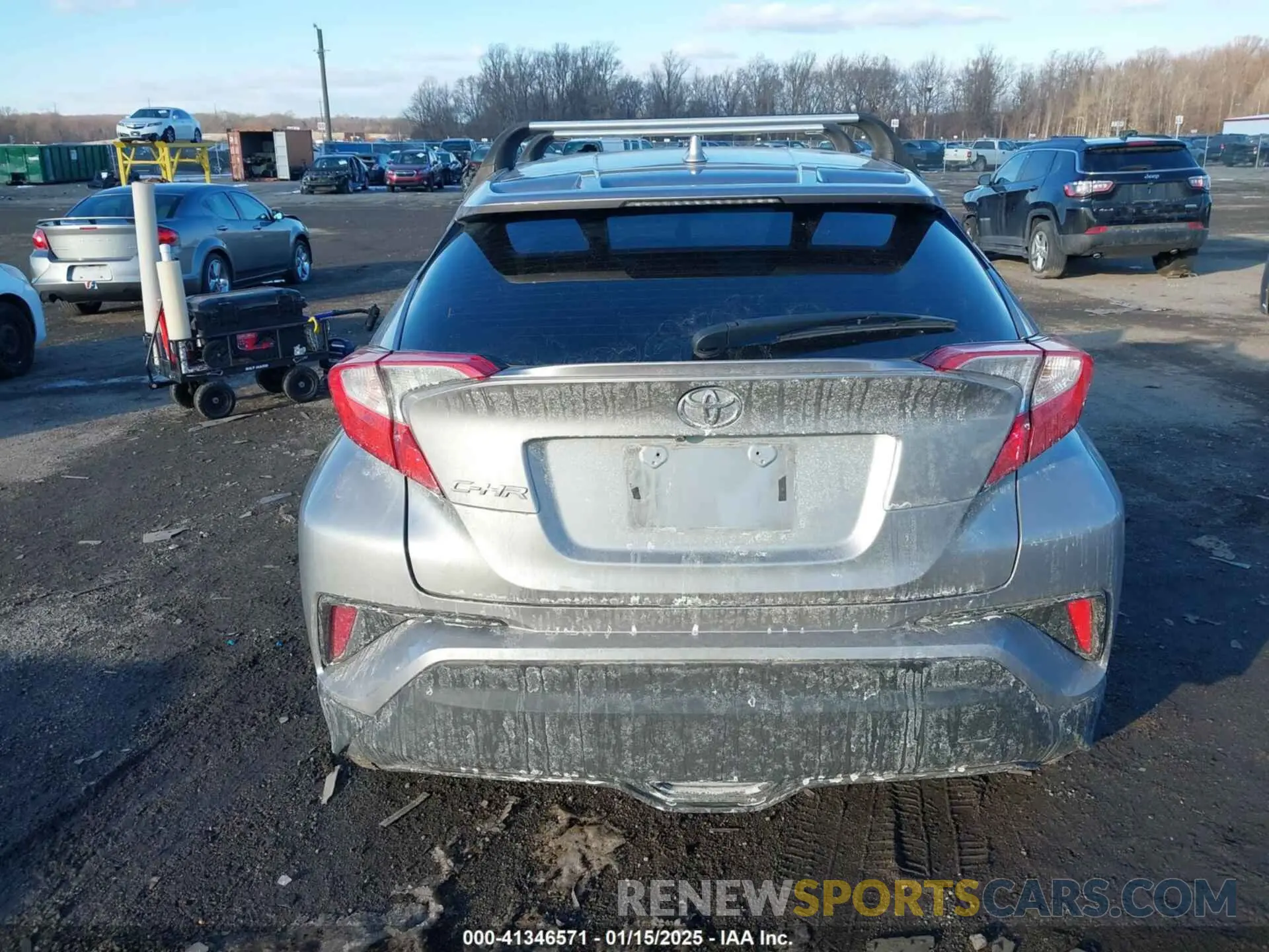 15 fotografías del automóvil dañado NMTKHMBX7LR109333 TOYOTA C-HR 2020