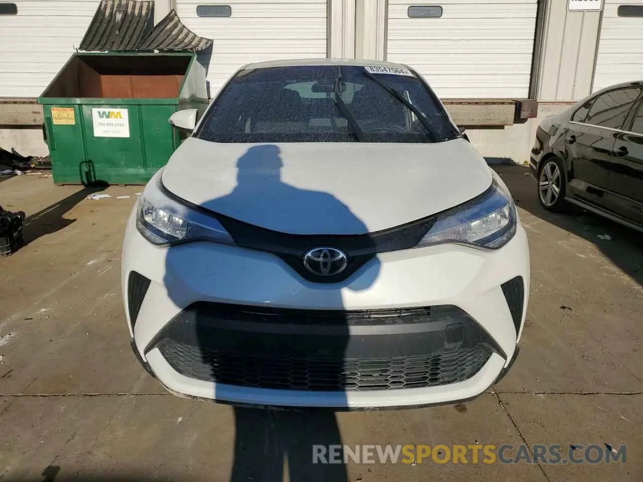 5 fotografías del automóvil dañado NMTKHMBX8LR116761 TOYOTA C-HR 2020