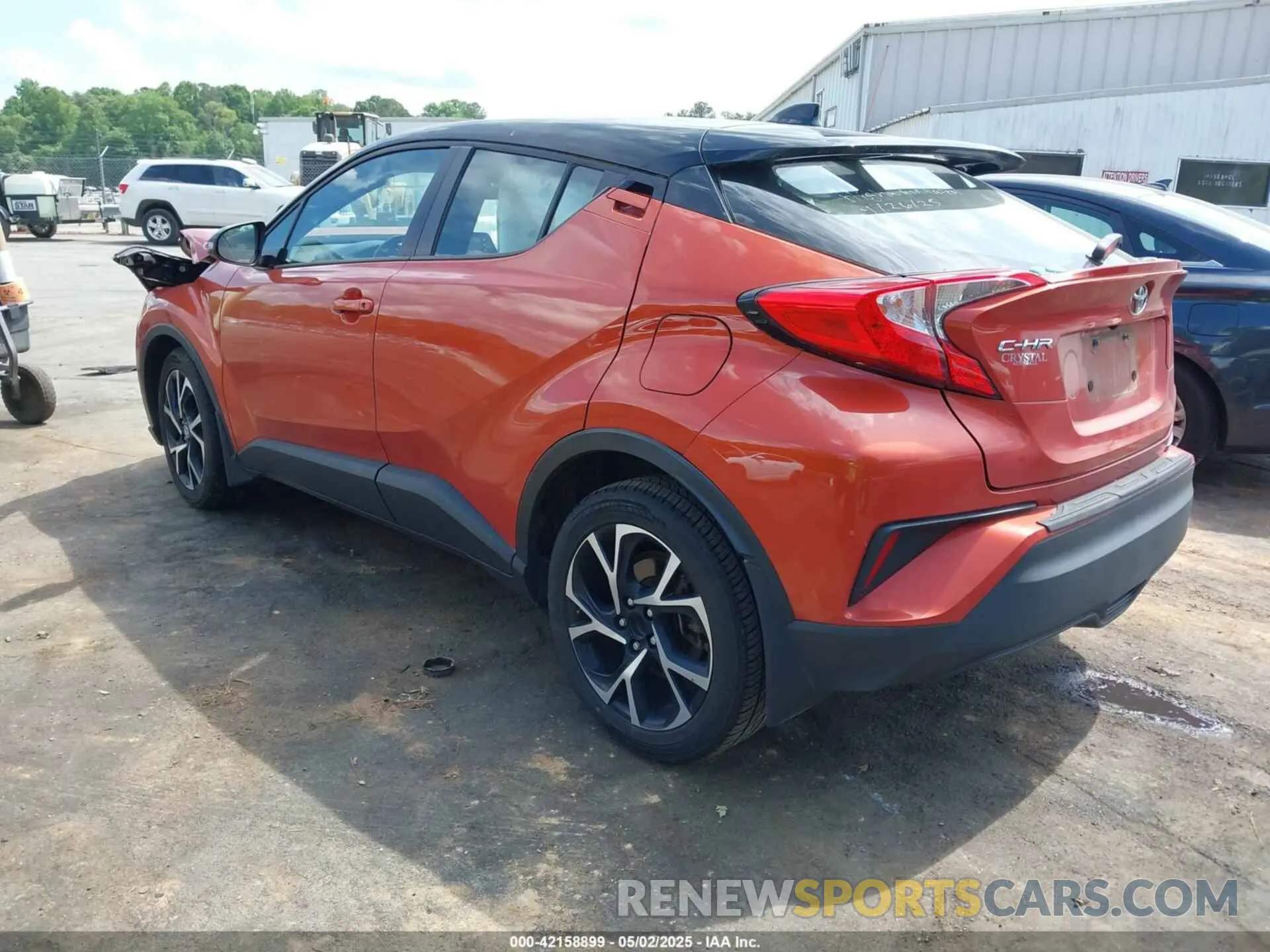 3 fotografías del automóvil dañado NMTKHMBX9LR107762 TOYOTA C-HR 2020