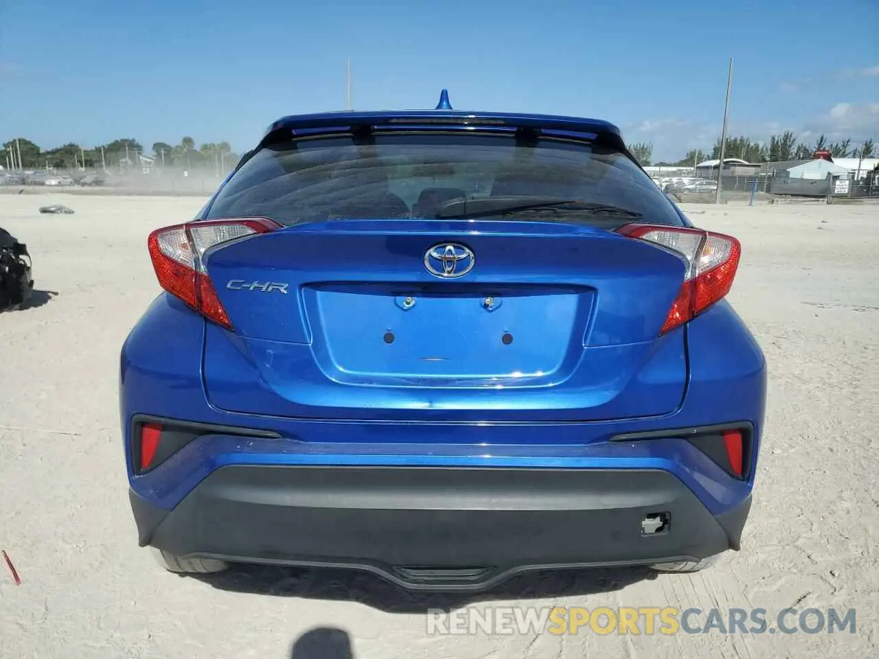 6 fotografías del automóvil dañado NMTKHMBX9LR109088 TOYOTA C-HR 2020