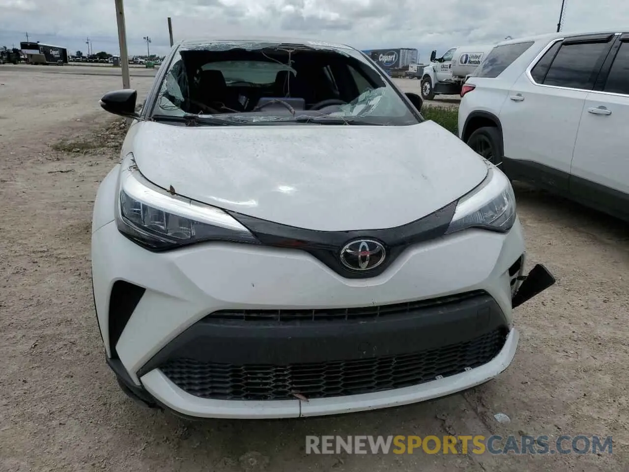 5 fotografías del automóvil dañado NMTKHMBX9LR109866 TOYOTA C-HR 2020