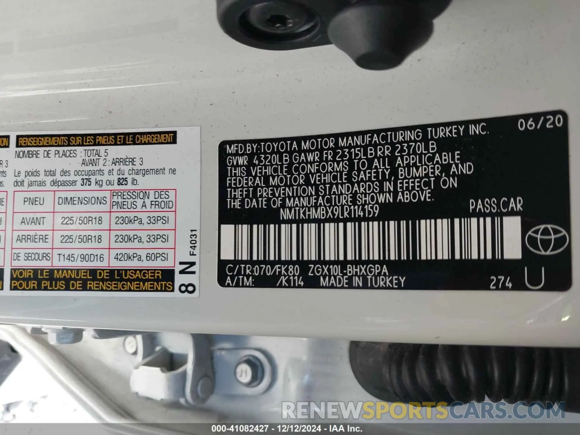 9 fotografías del automóvil dañado NMTKHMBX9LR114159 TOYOTA C-HR 2020