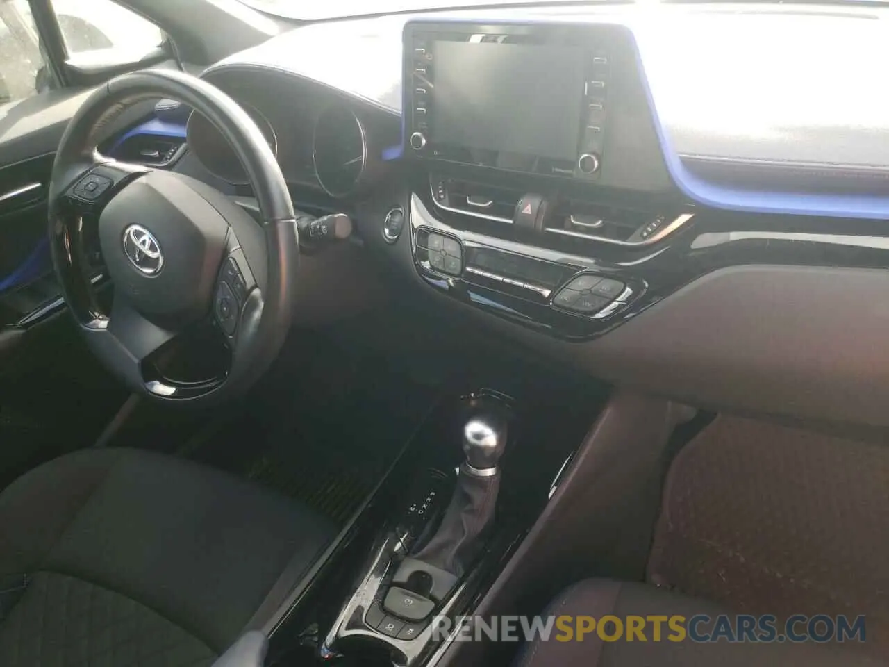 9 fotografías del automóvil dañado NMTKHMBXXLR104496 TOYOTA C-HR 2020