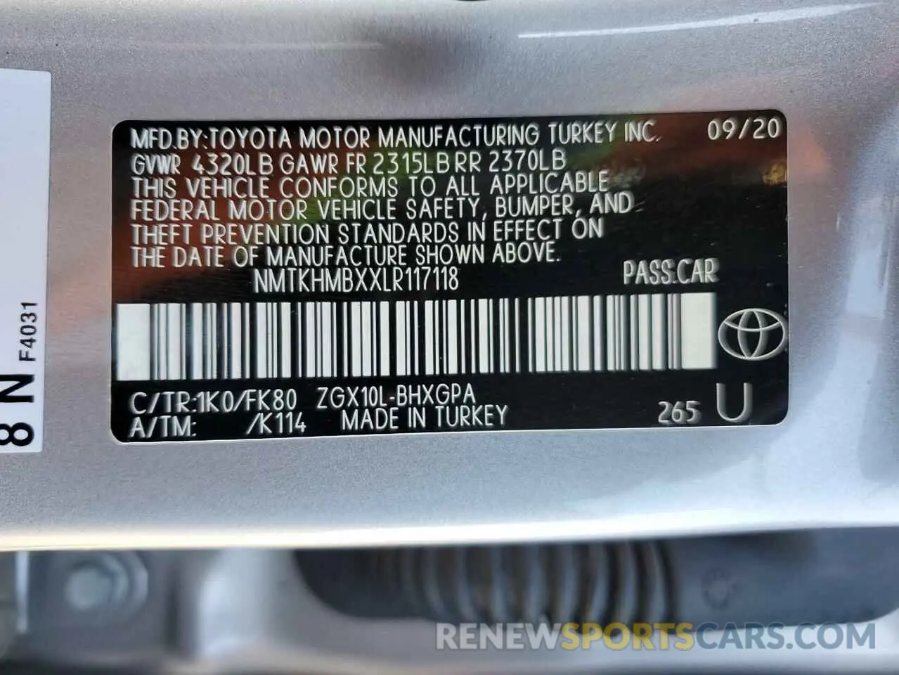 10 fotografías del automóvil dañado NMTKHMBXXLR117118 TOYOTA C-HR 2020
