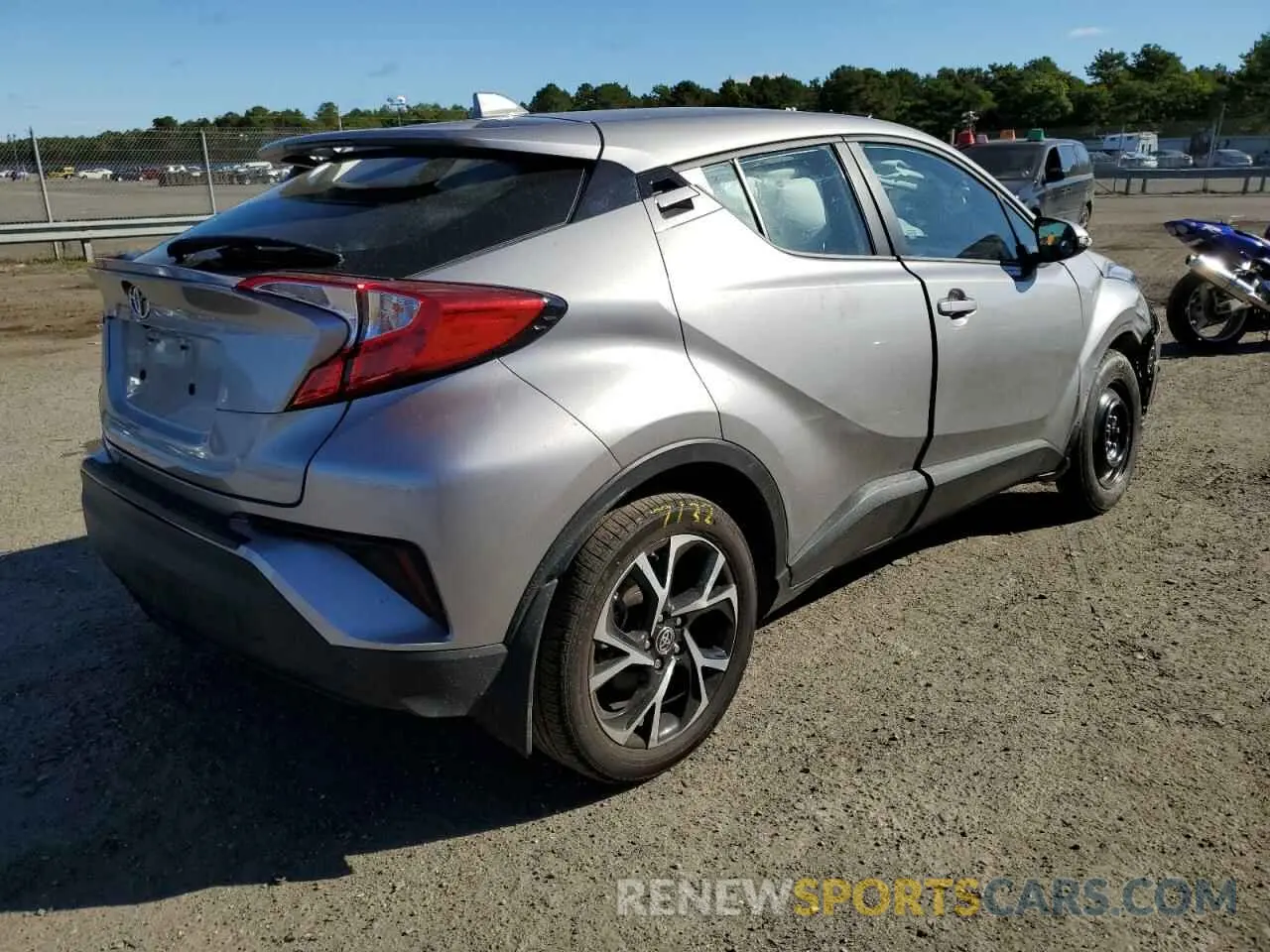 4 fotografías del automóvil dañado NMTKHMBXXLR117118 TOYOTA C-HR 2020