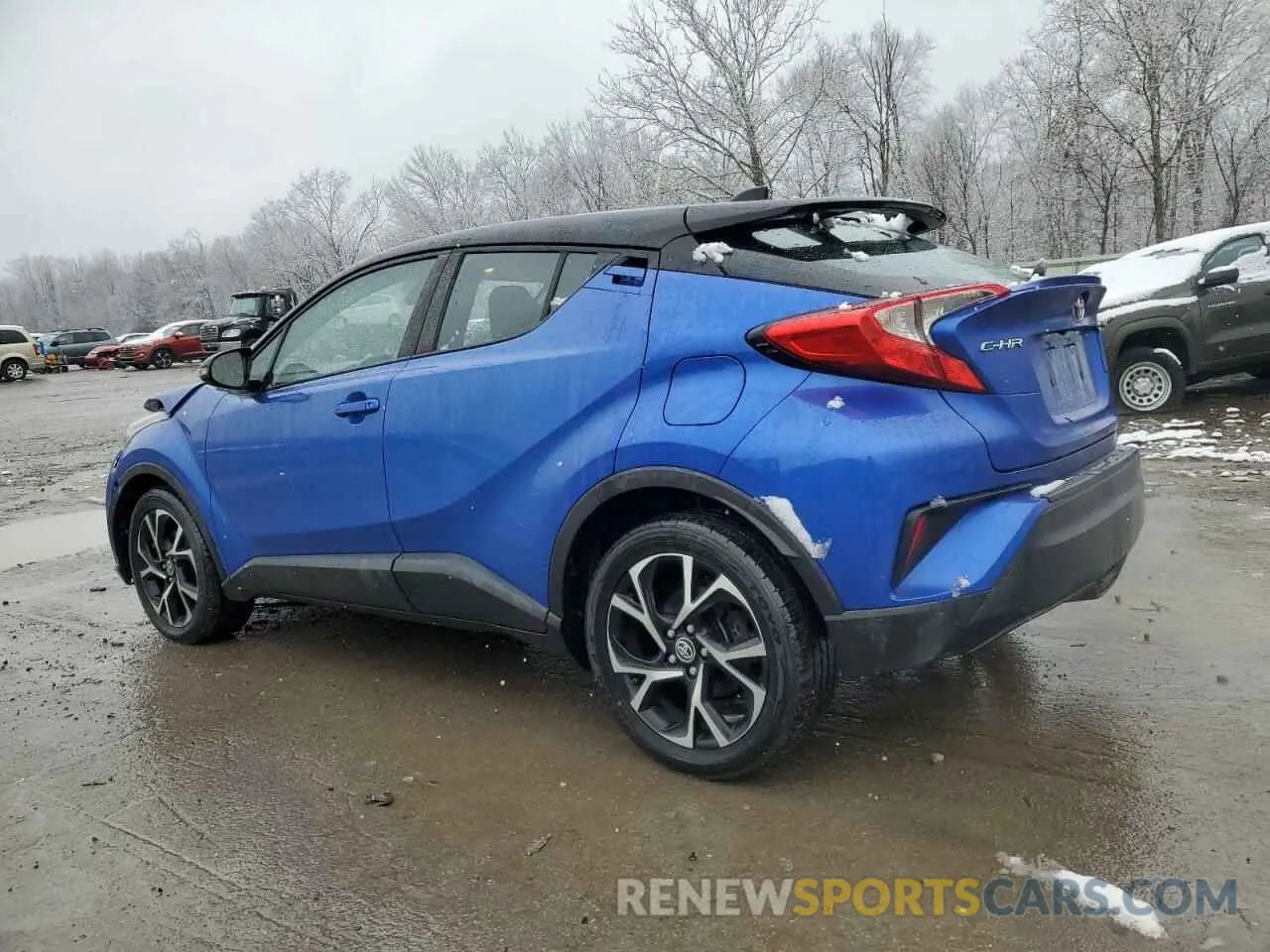 2 fotografías del automóvil dañado NMTKHMBXXLR117927 TOYOTA C-HR 2020