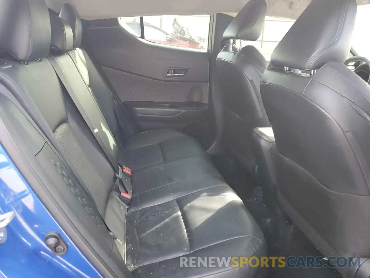 10 fotografías del automóvil dañado JTNKHMBX1M1105466 TOYOTA C-HR 2021