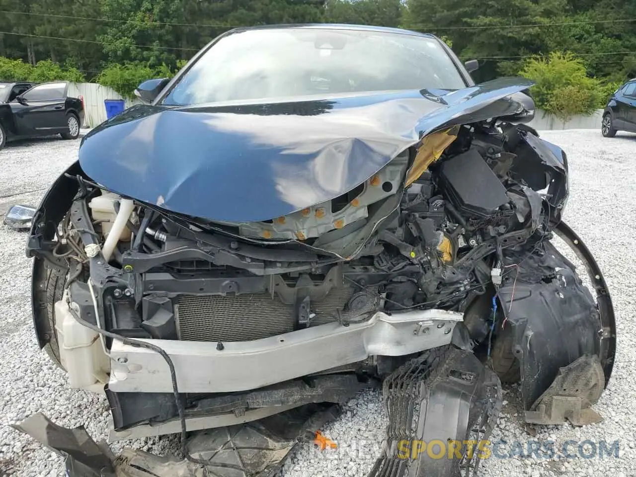 5 fotografías del automóvil dañado JTNKHMBX1M1107718 TOYOTA C-HR 2021