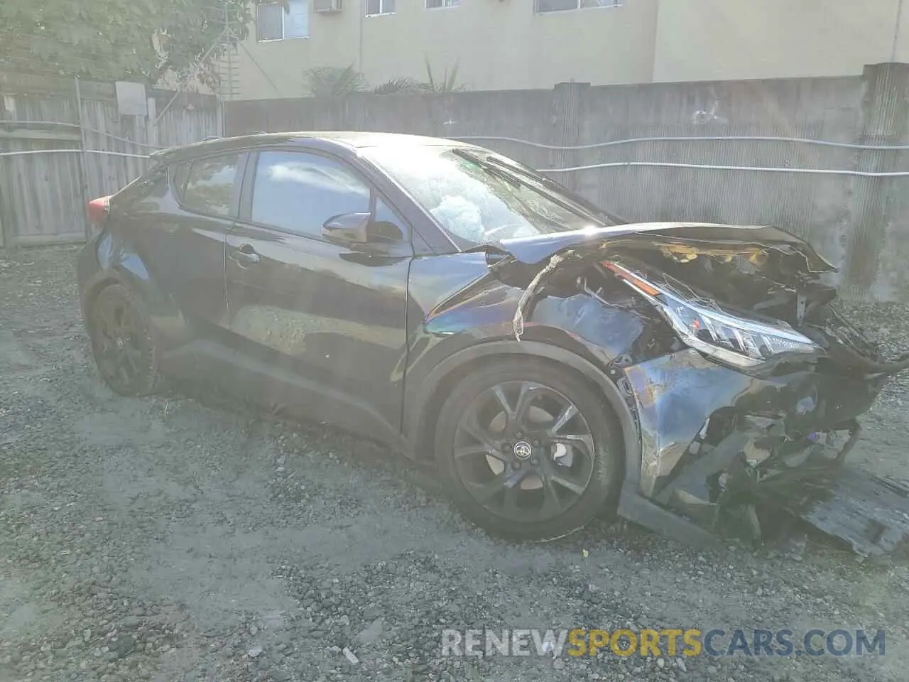 4 fotografías del automóvil dañado JTNKHMBX1M1126074 TOYOTA C-HR 2021