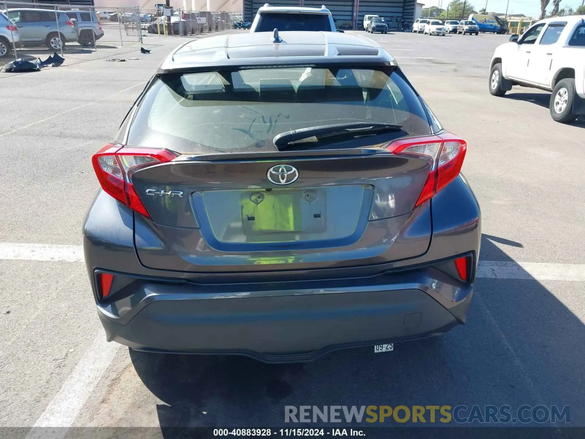 17 fotografías del automóvil dañado JTNKHMBX2M1097622 TOYOTA C-HR 2021