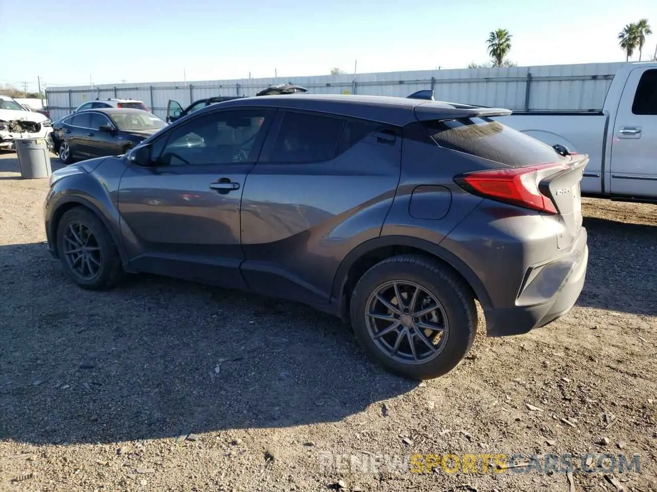 2 fotografías del automóvil dañado JTNKHMBX2M1105525 TOYOTA C-HR 2021