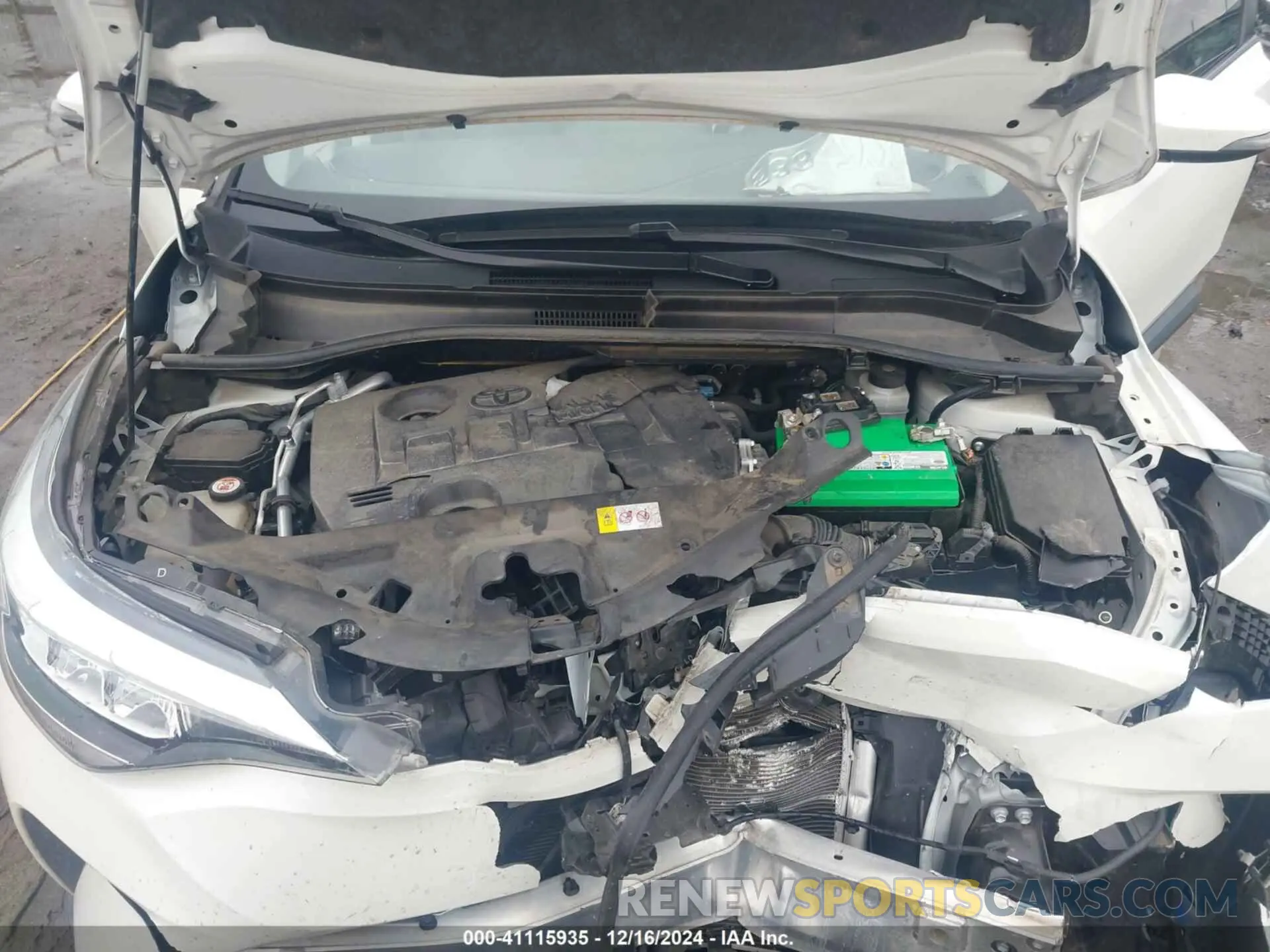 10 fotografías del automóvil dañado JTNKHMBX2M1110644 TOYOTA C-HR 2021