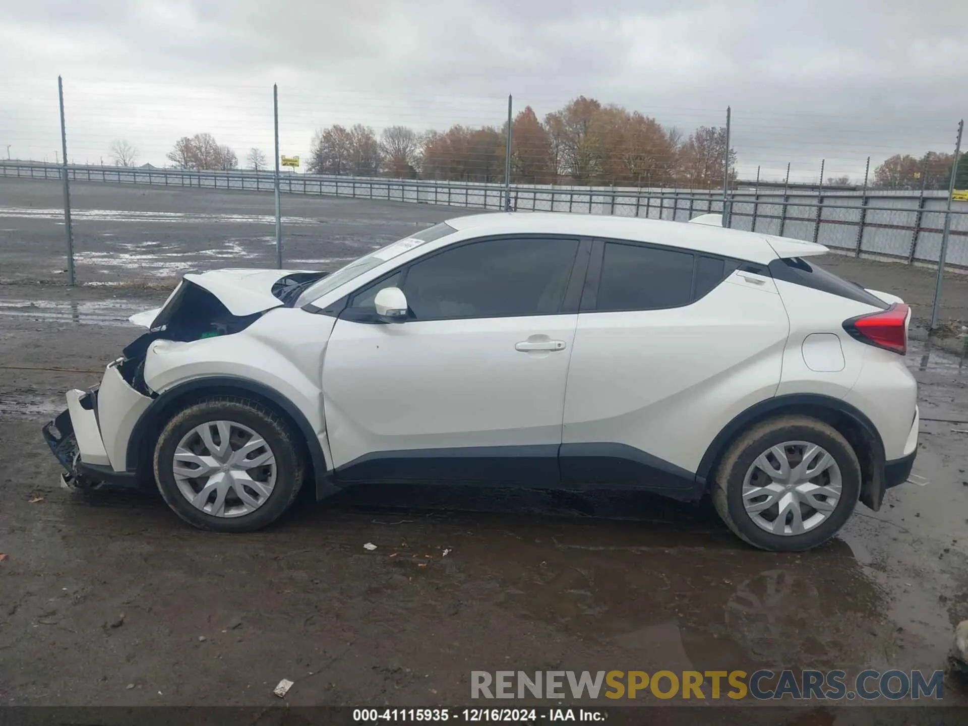 15 fotografías del automóvil dañado JTNKHMBX2M1110644 TOYOTA C-HR 2021
