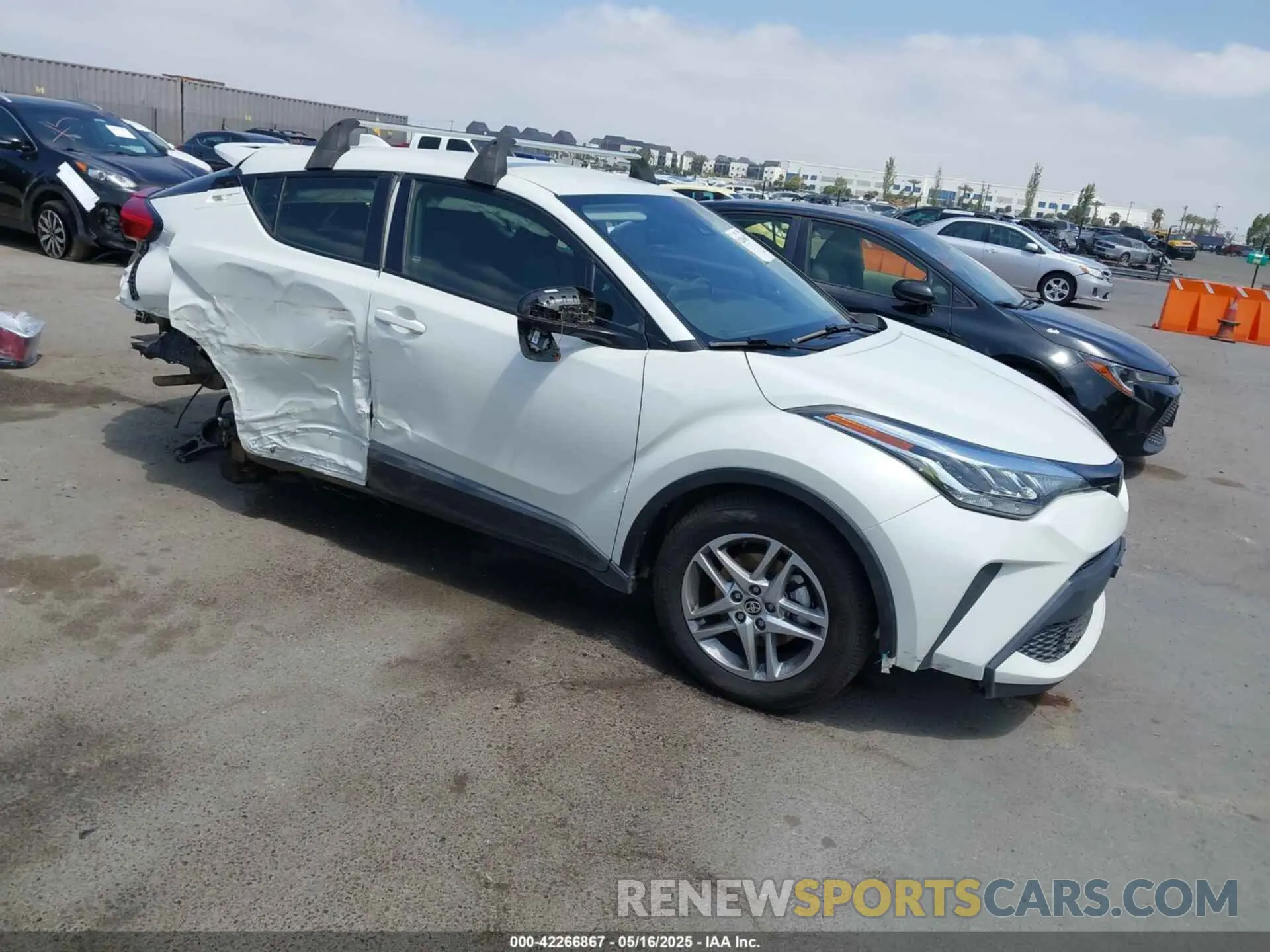 1 fotografías del automóvil dañado JTNKHMBX2M1118467 TOYOTA C-HR 2021