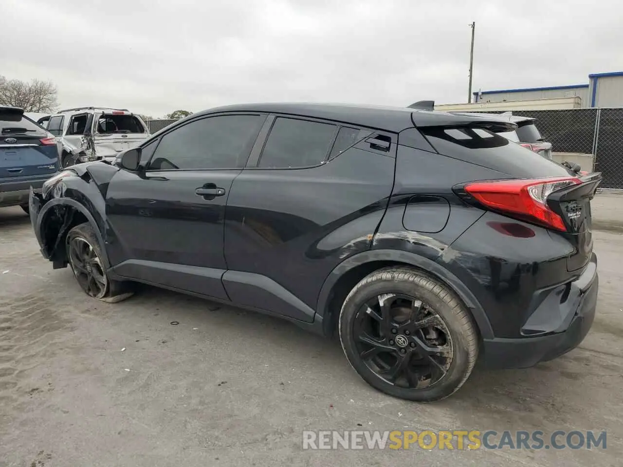 2 fotografías del automóvil dañado JTNKHMBX2M1128772 TOYOTA C-HR 2021