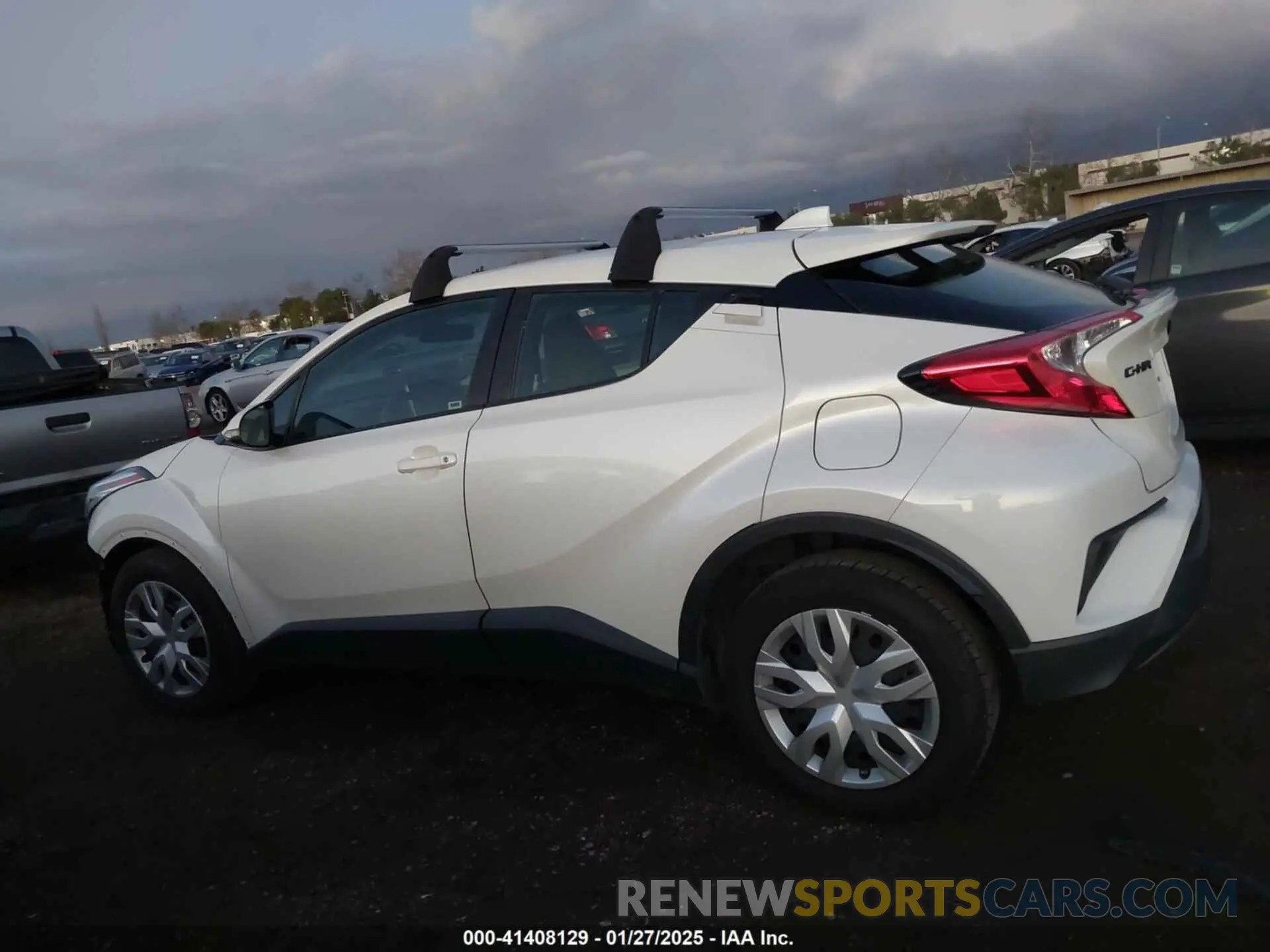 14 fotografías del automóvil dañado JTNKHMBX4M1120365 TOYOTA C-HR 2021