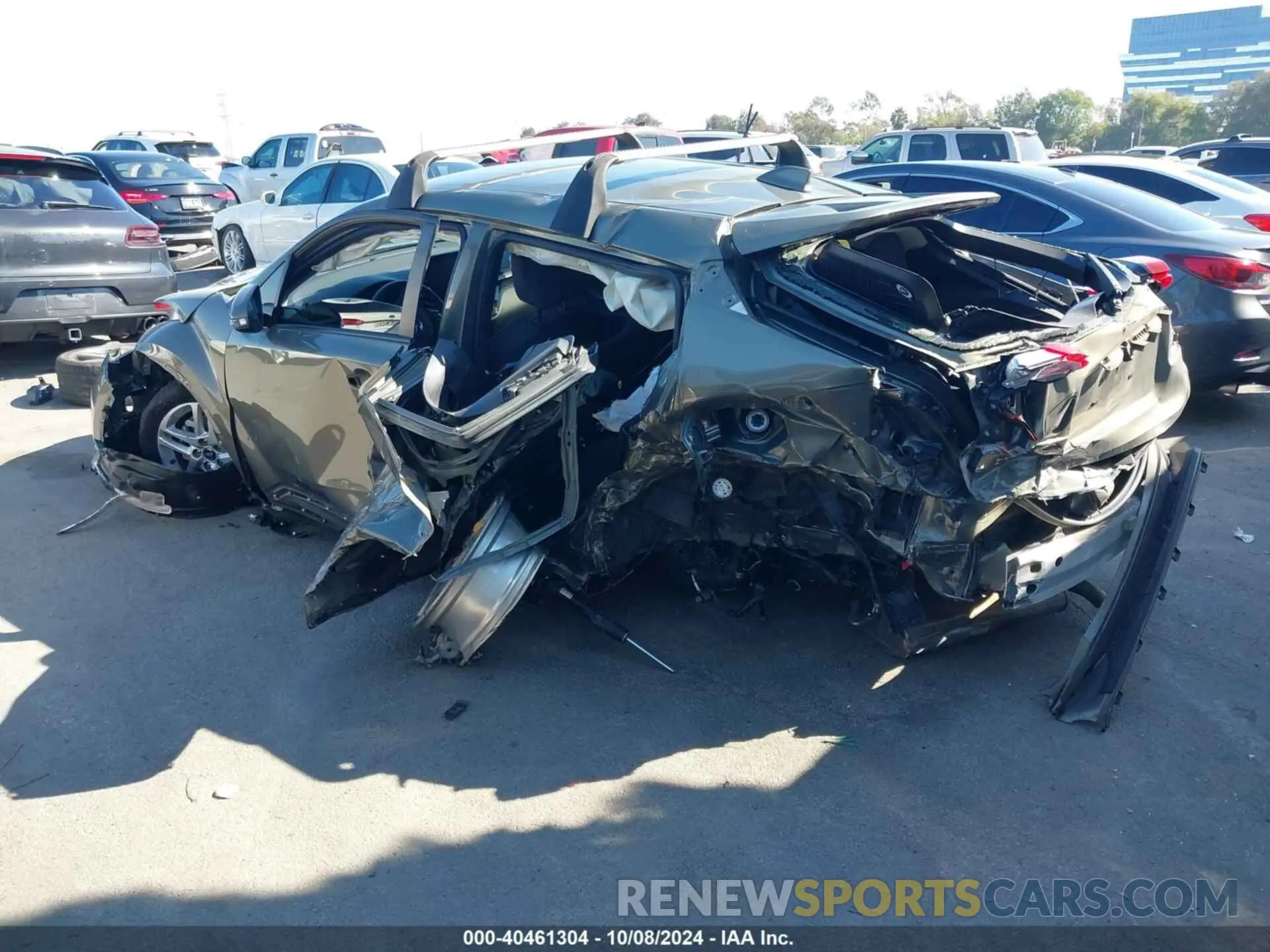 3 fotografías del automóvil dañado JTNKHMBX5M1110377 TOYOTA C-HR 2021
