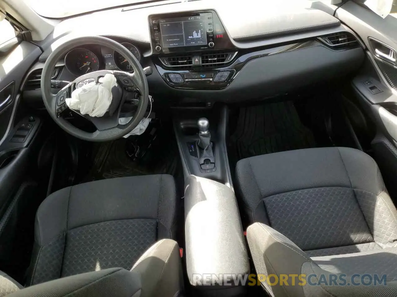 8 fotografías del automóvil dañado JTNKHMBX5M1115904 TOYOTA C-HR 2021