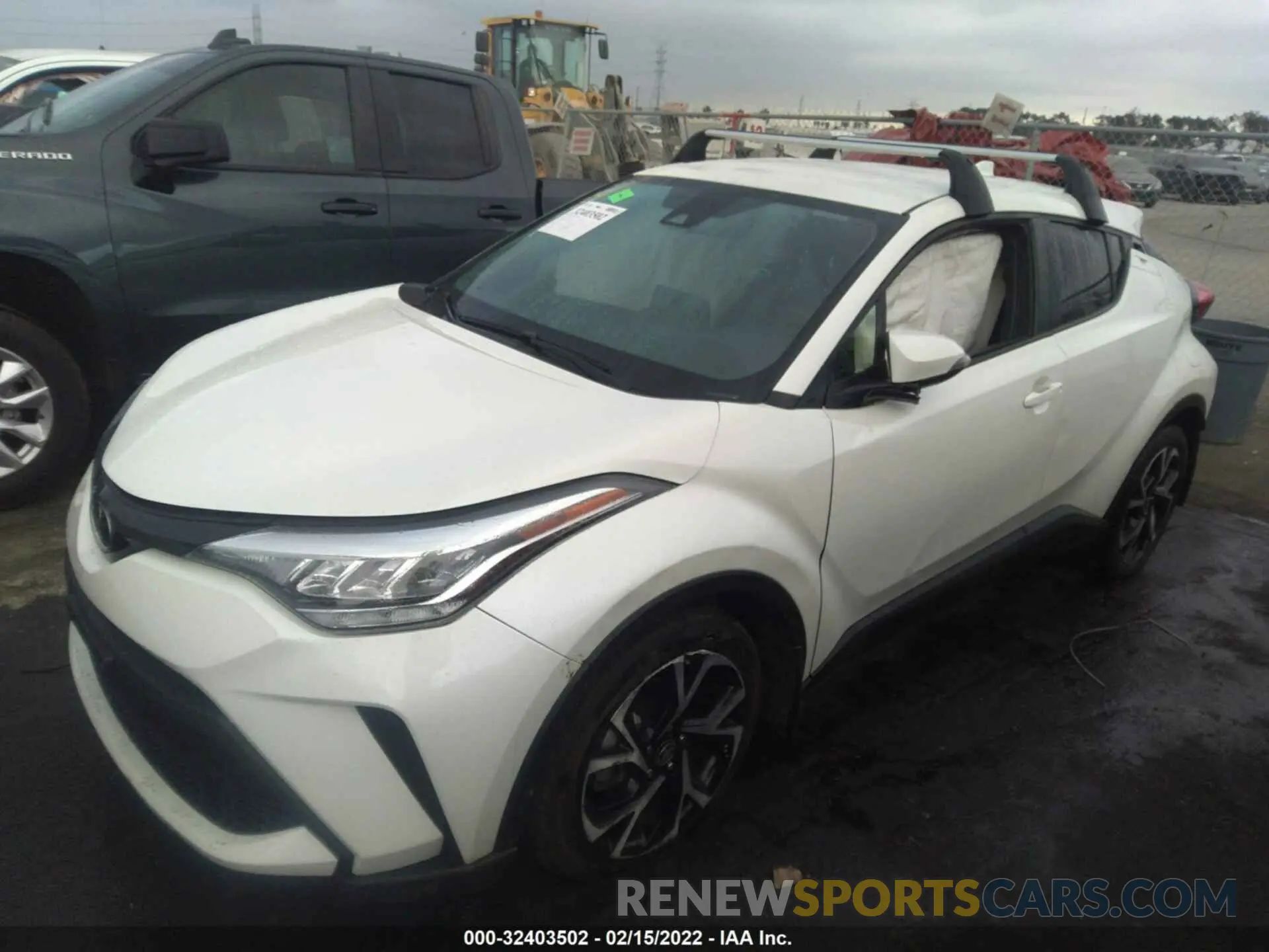 2 fotografías del automóvil dañado JTNKHMBX7M1110865 TOYOTA C-HR 2021