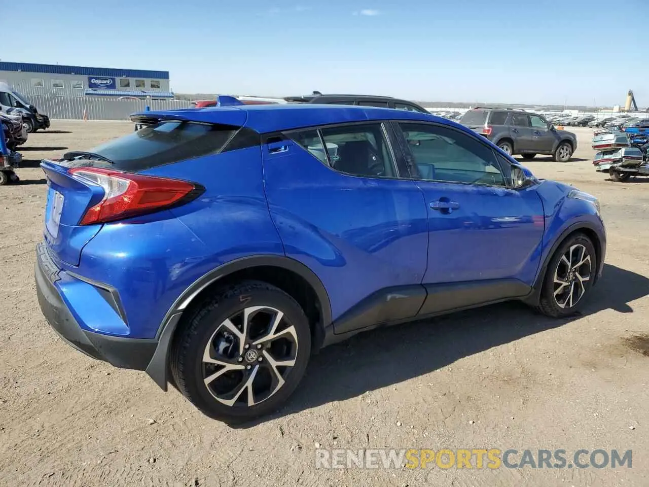 3 fotografías del automóvil dañado JTNKHMBX8M1108235 TOYOTA C-HR 2021