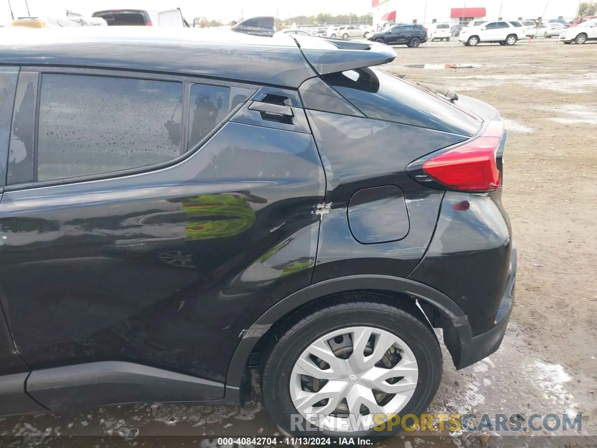19 fotografías del automóvil dañado JTNKHMBX8M1110857 TOYOTA C-HR 2021