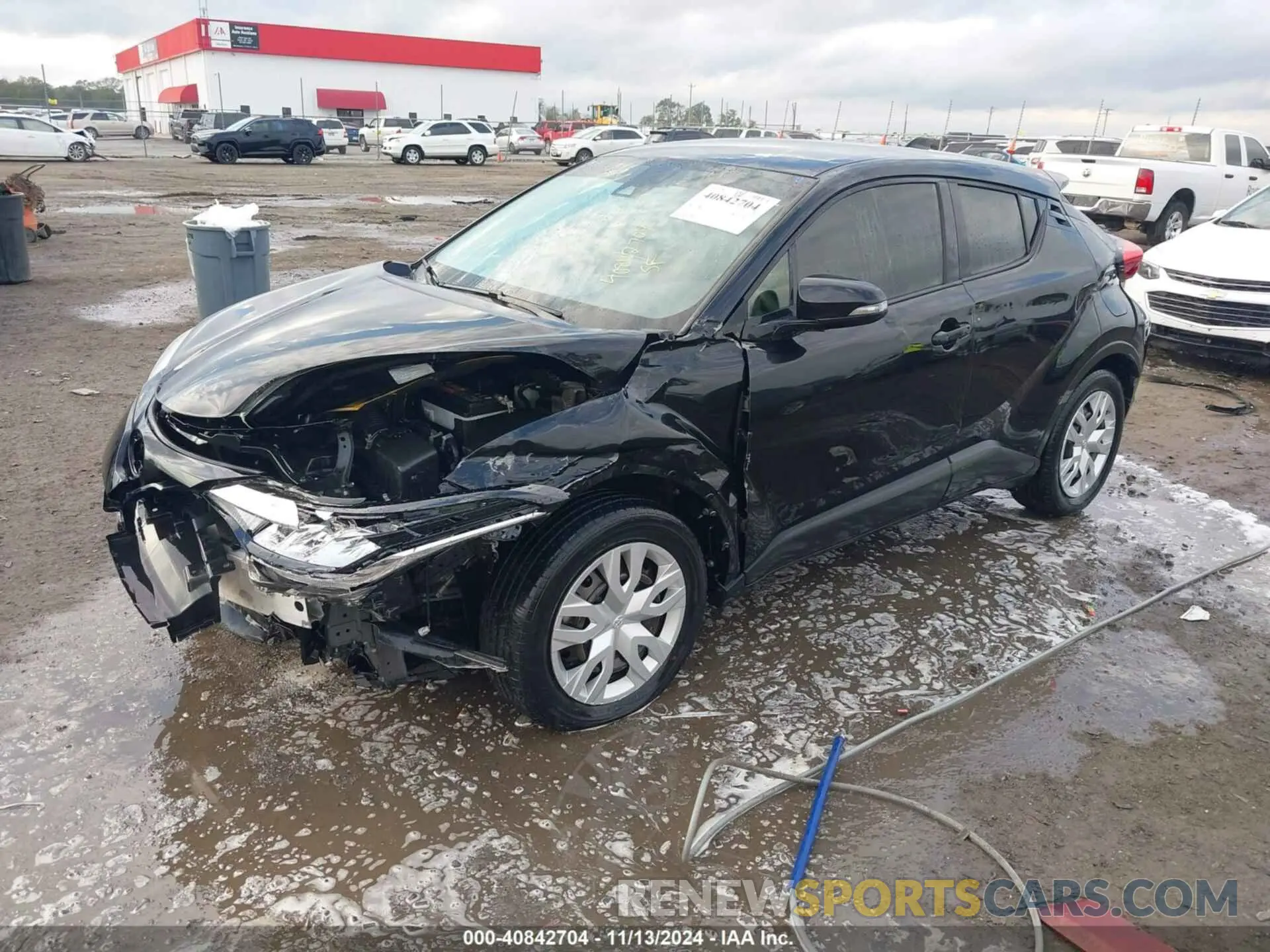 2 fotografías del automóvil dañado JTNKHMBX8M1110857 TOYOTA C-HR 2021
