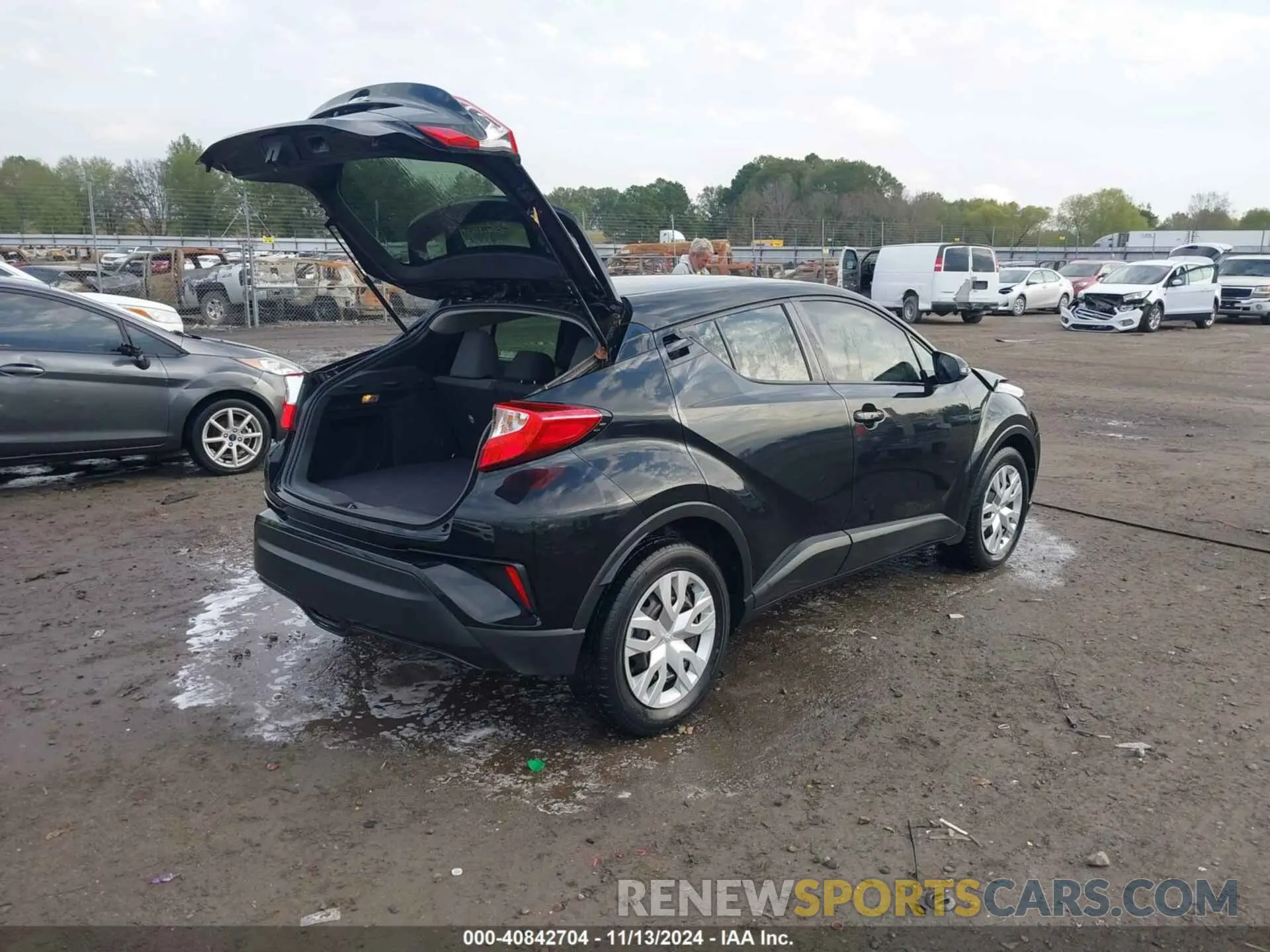 4 fotografías del automóvil dañado JTNKHMBX8M1110857 TOYOTA C-HR 2021