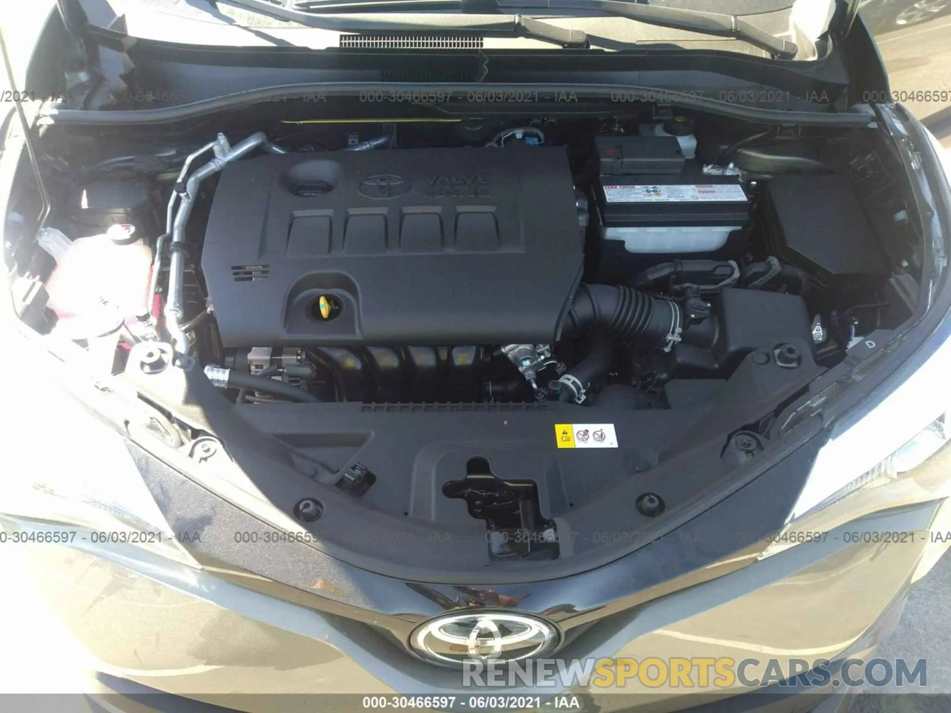 10 fotografías del automóvil dañado JTNKHMBX9M1110222 TOYOTA C-HR 2021