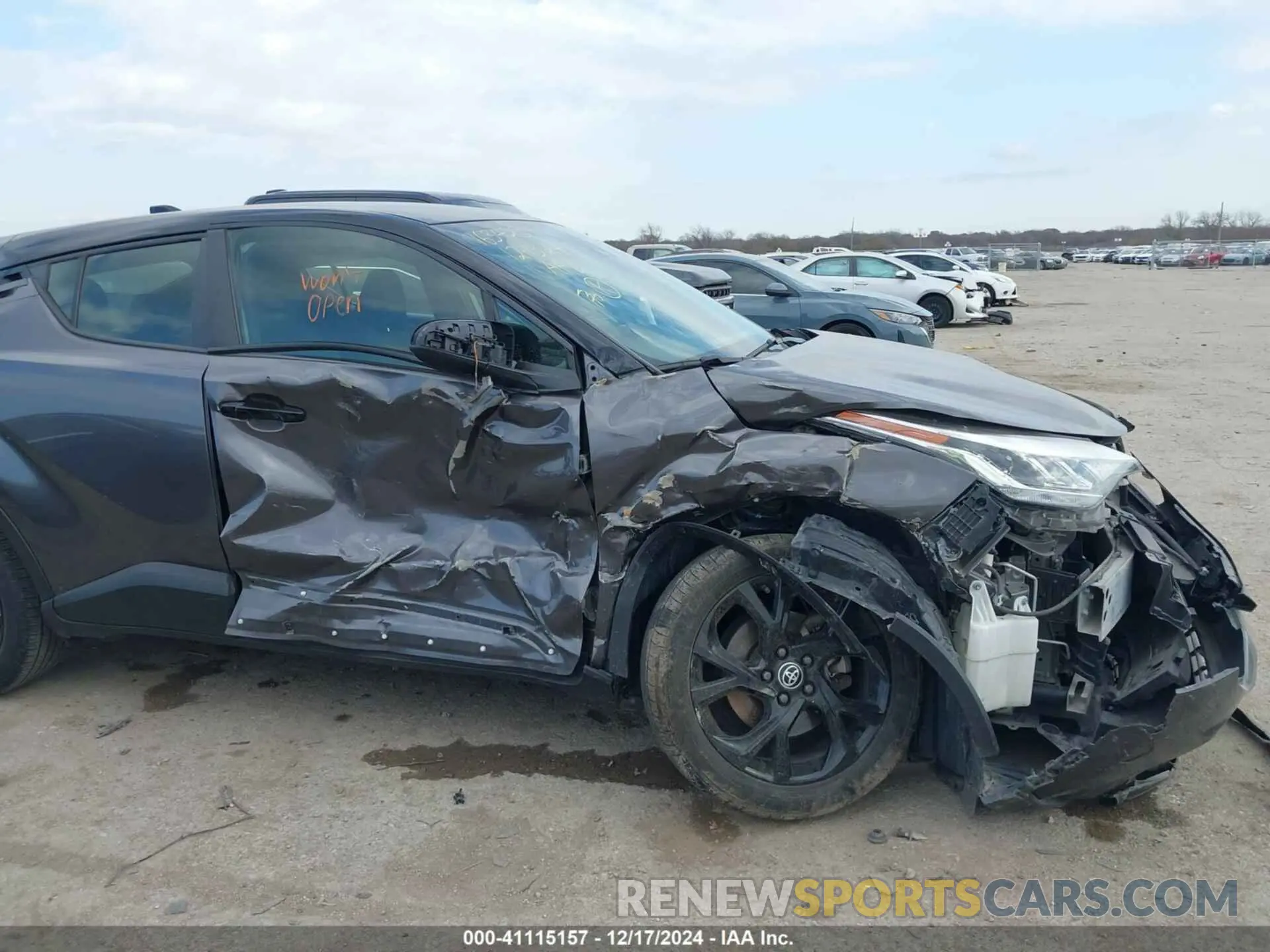6 fotografías del automóvil dañado JTNKHMBX9M1118773 TOYOTA C-HR 2021