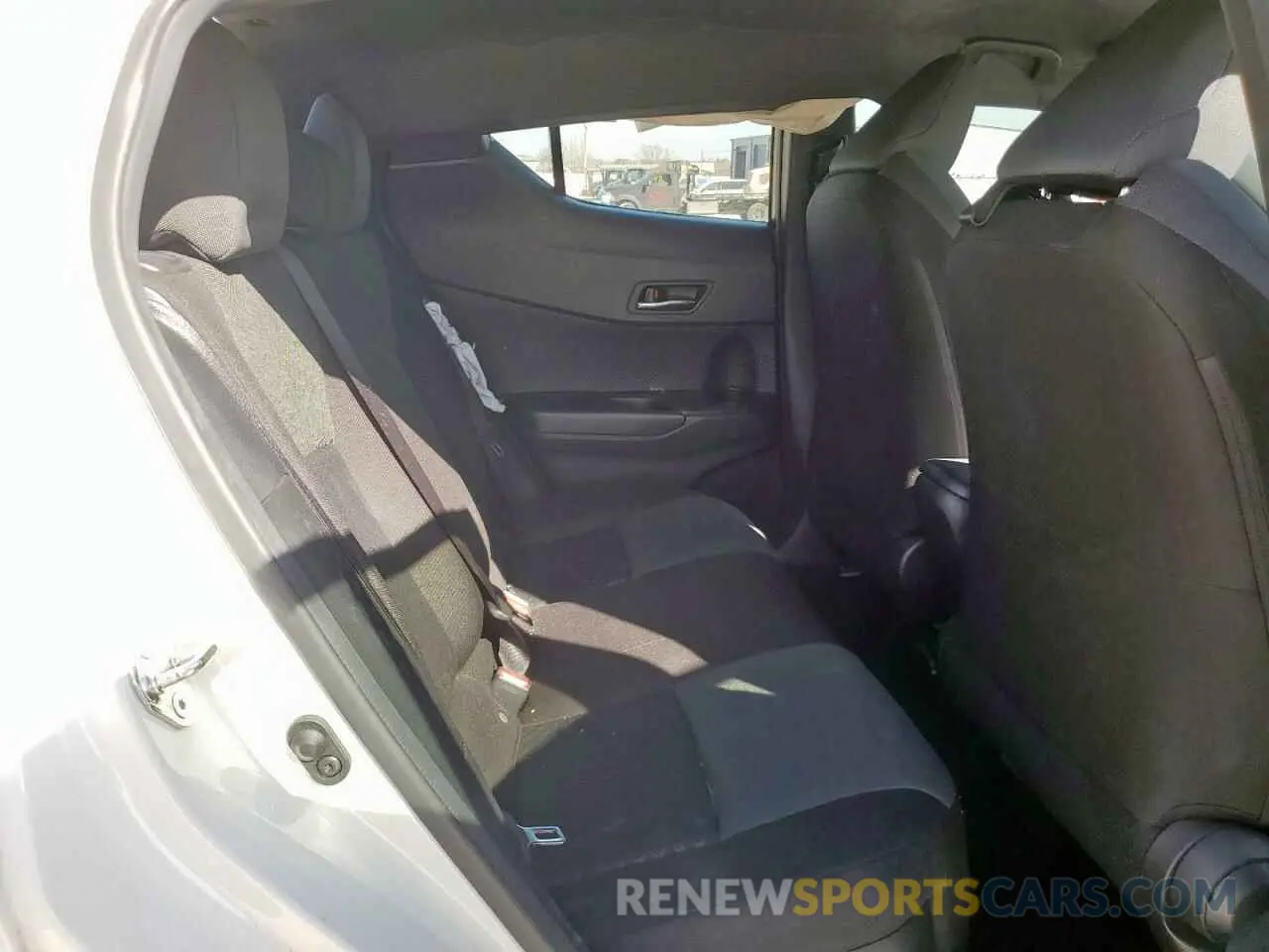 11 fotografías del automóvil dañado JTNKHMBX9M1125433 TOYOTA C-HR 2021