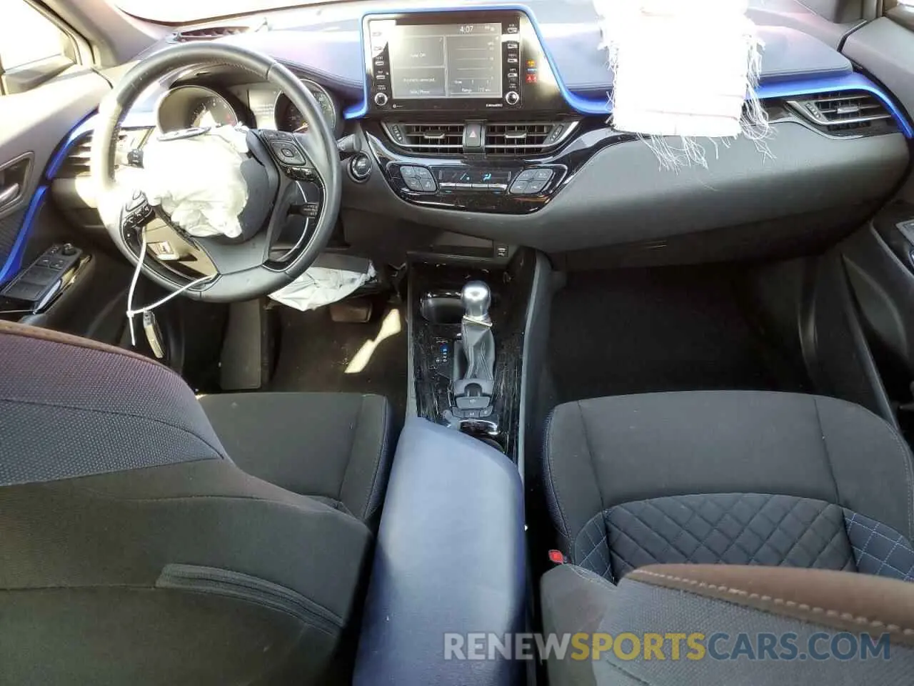 8 fotografías del automóvil dañado JTNKHMBXXM1120595 TOYOTA C-HR 2021
