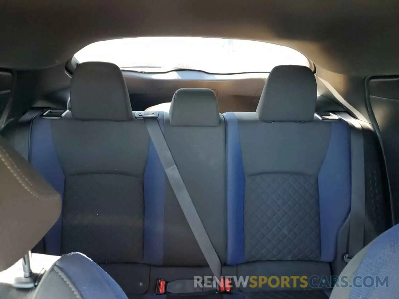 10 fotografías del automóvil dañado NMTKHMBX0MR125200 TOYOTA C-HR 2021