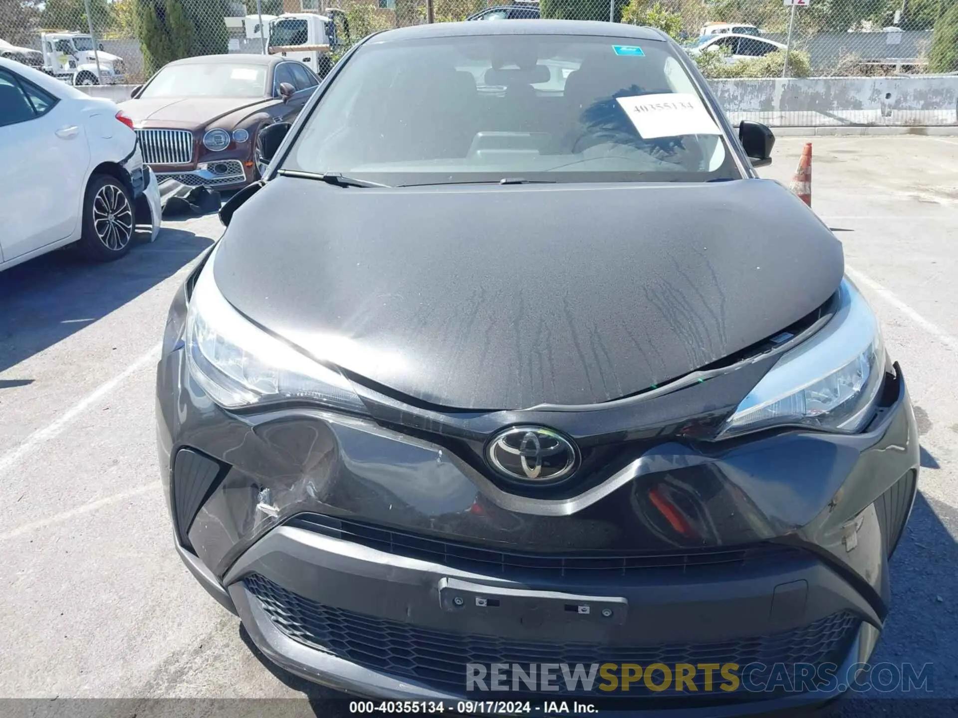 12 fotografías del automóvil dañado NMTKHMBX0MR135368 TOYOTA C-HR 2021