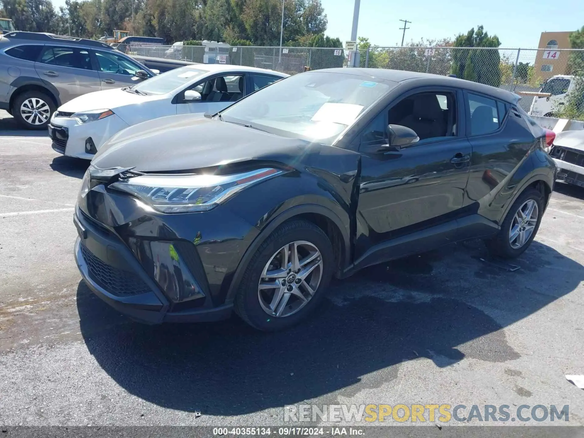2 fotografías del automóvil dañado NMTKHMBX0MR135368 TOYOTA C-HR 2021