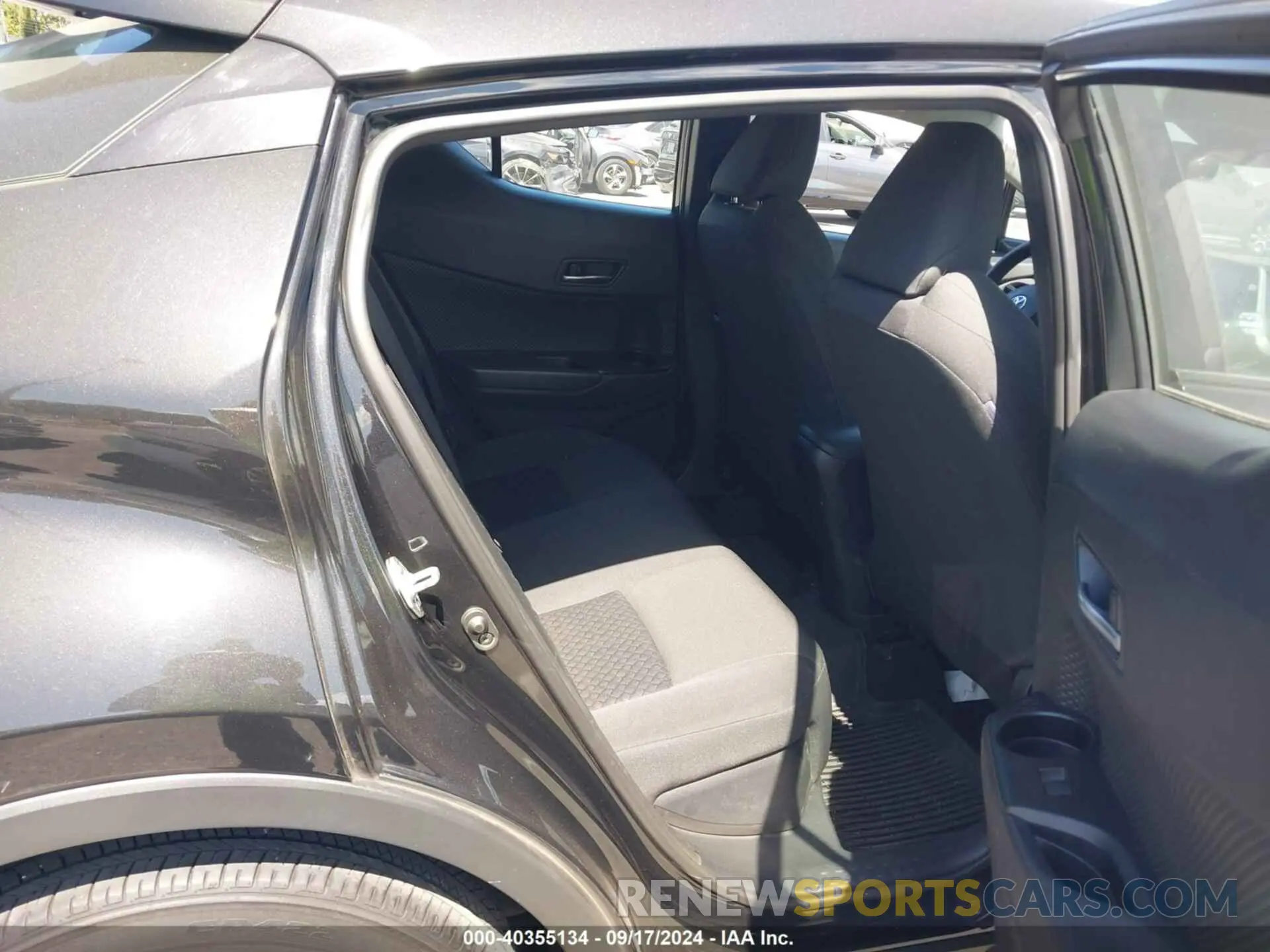 8 fotografías del automóvil dañado NMTKHMBX0MR135368 TOYOTA C-HR 2021