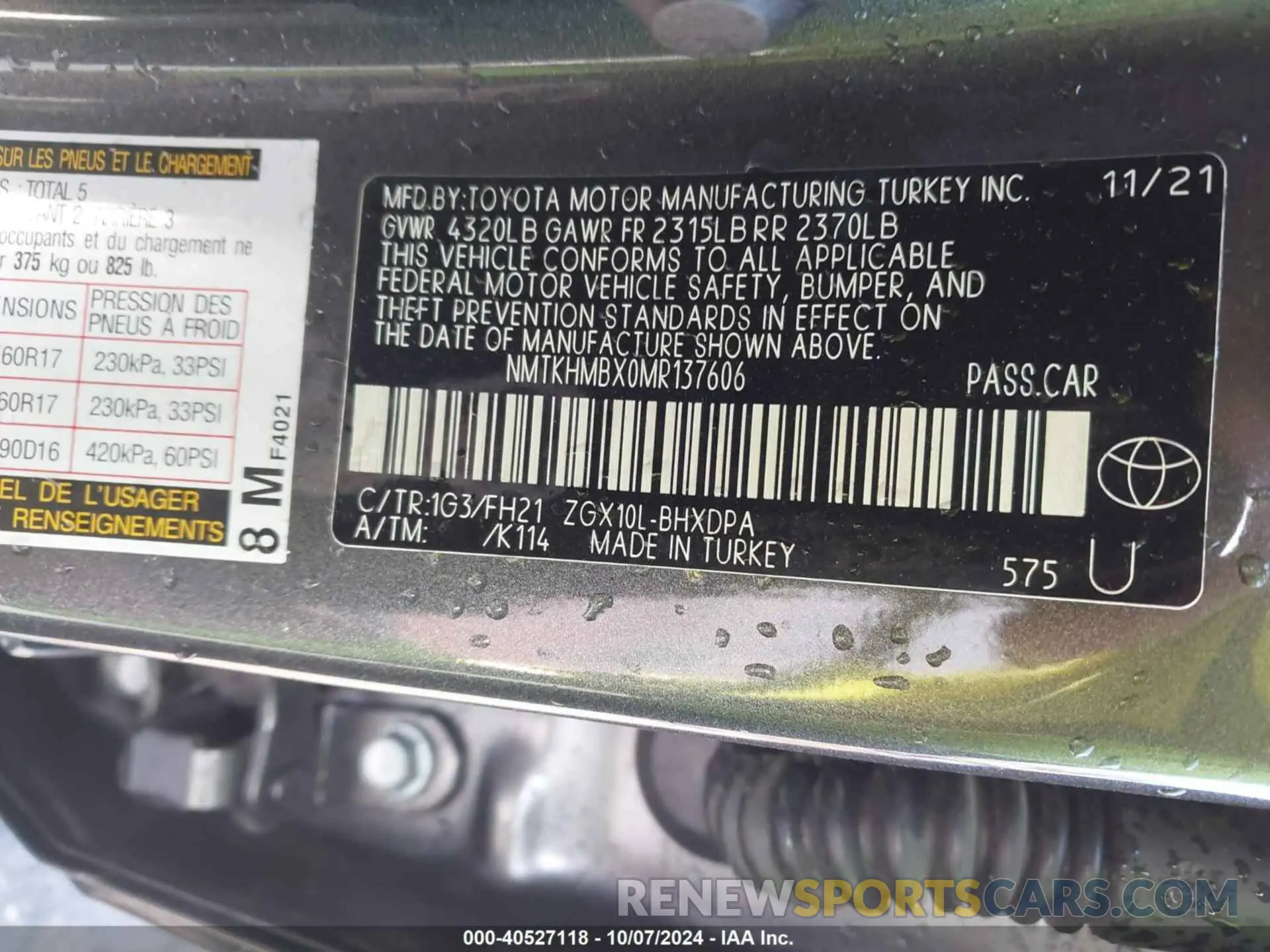 9 fotografías del automóvil dañado NMTKHMBX0MR137606 TOYOTA C-HR 2021