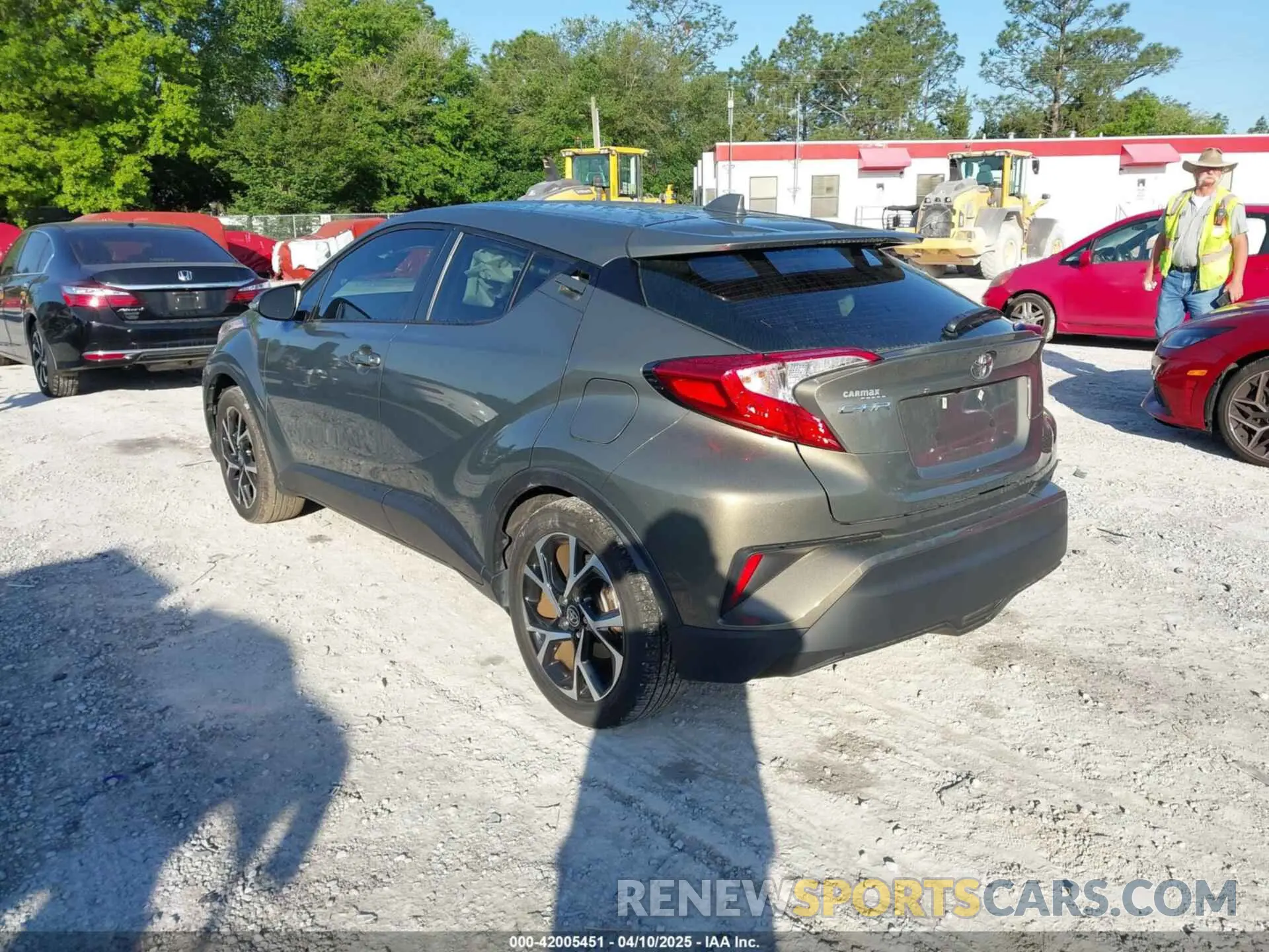 3 fotografías del automóvil dañado NMTKHMBX0MR138934 TOYOTA C-HR 2021