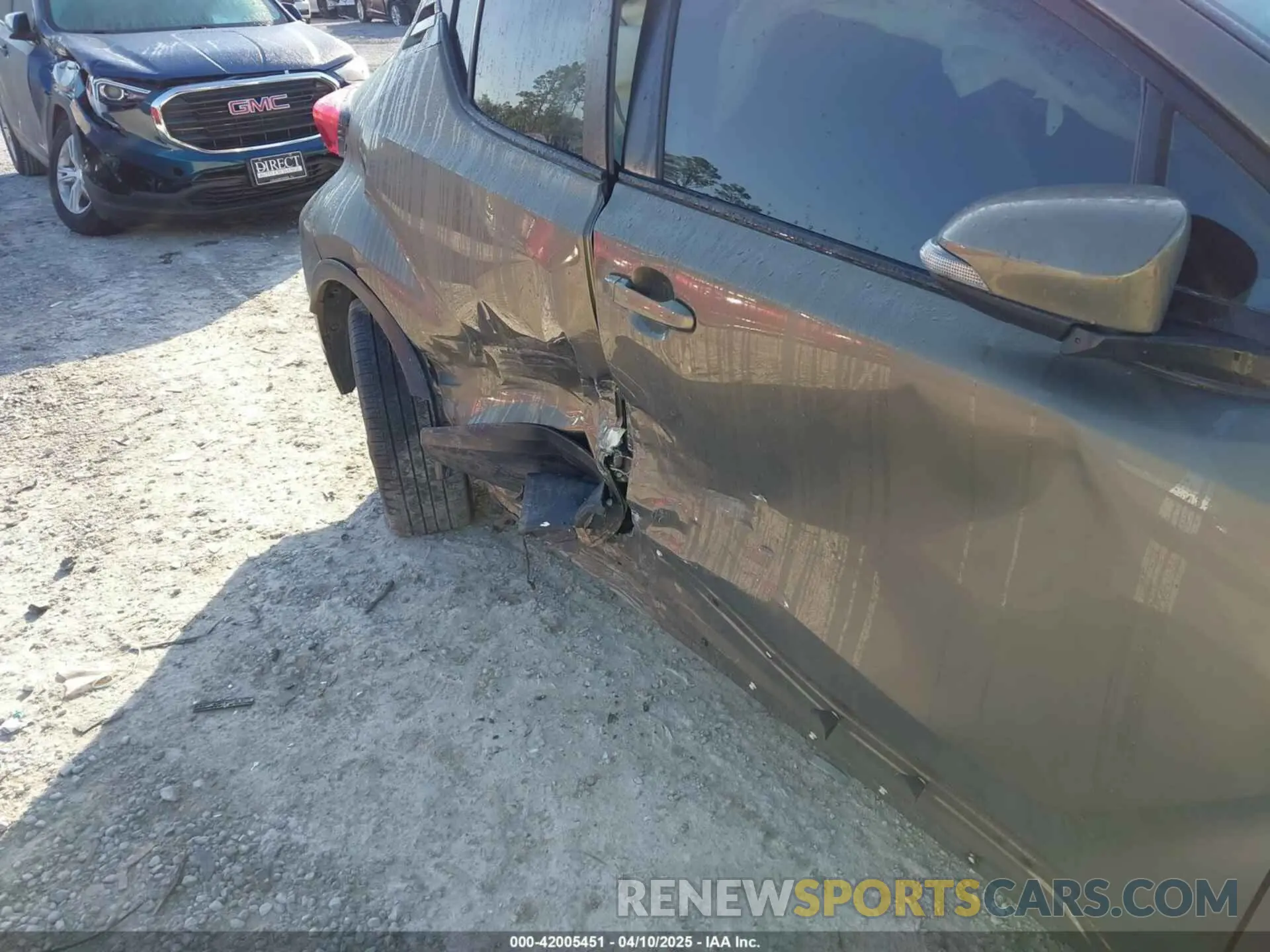 6 fotografías del automóvil dañado NMTKHMBX0MR138934 TOYOTA C-HR 2021
