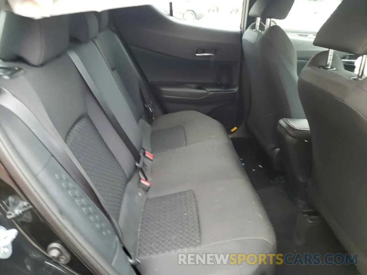 6 fotografías del automóvil dañado NMTKHMBX0MR139002 TOYOTA C-HR 2021