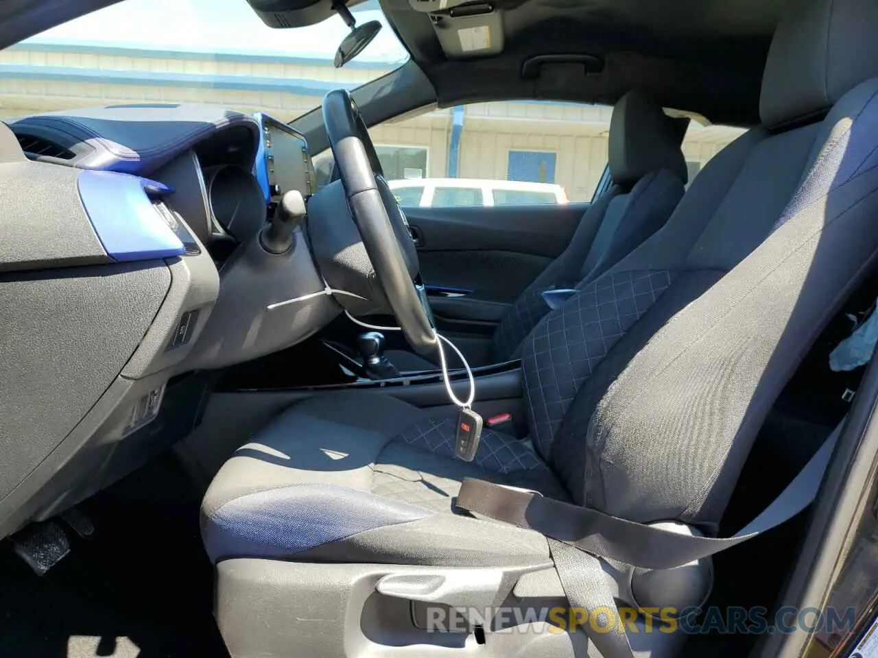 7 fotografías del automóvil dañado NMTKHMBX1MR127392 TOYOTA C-HR 2021