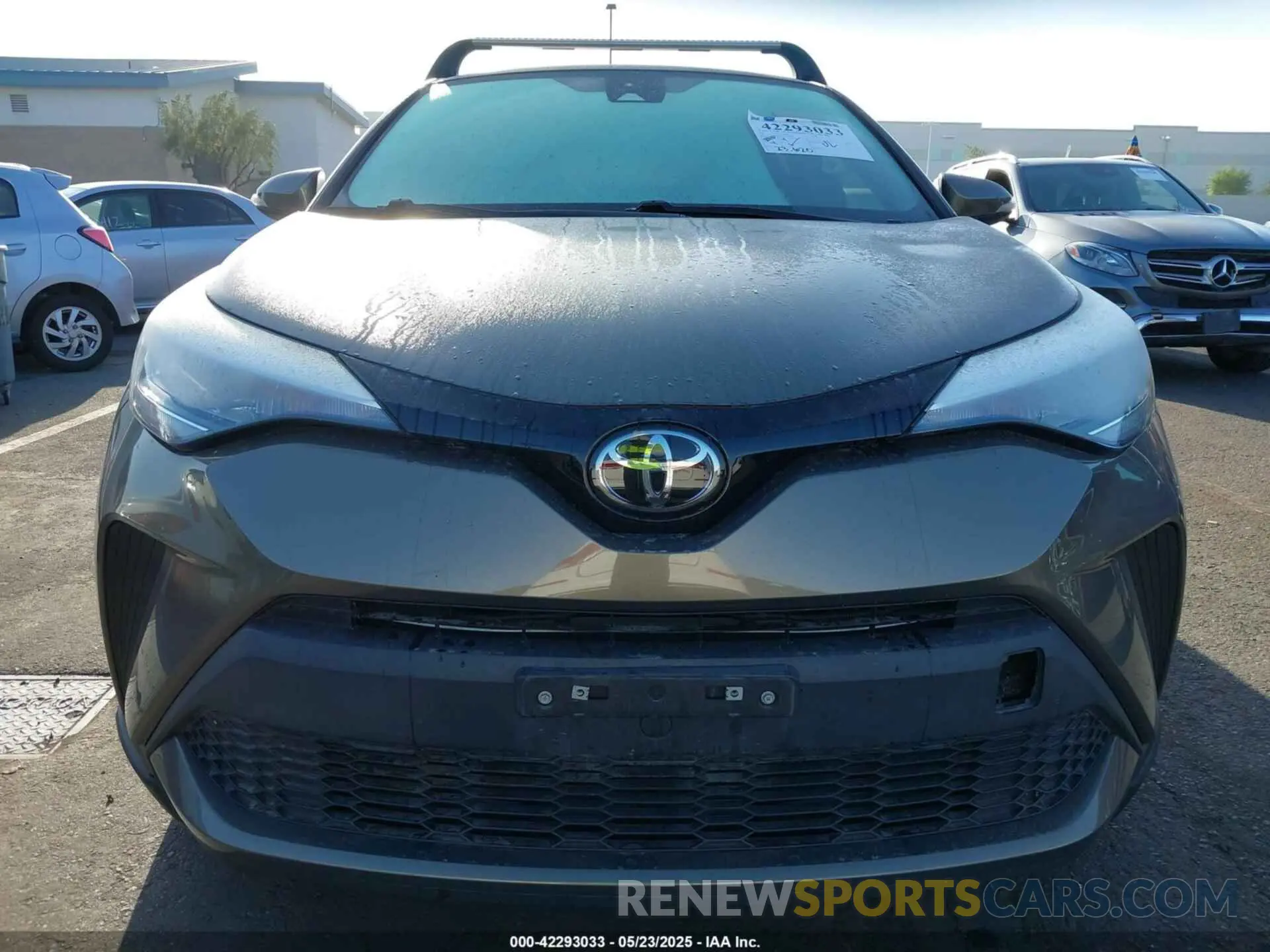 12 fotografías del automóvil dañado NMTKHMBX1MR133810 TOYOTA C-HR 2021