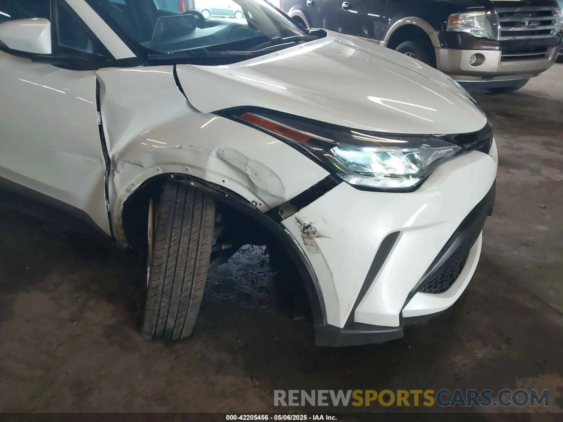 6 fotografías del automóvil dañado NMTKHMBX2MR120886 TOYOTA C-HR 2021