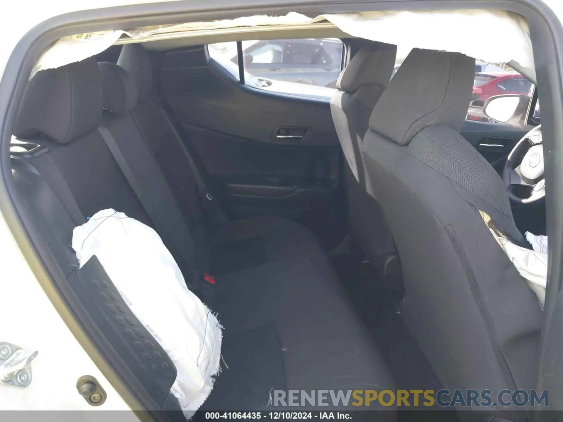 8 fotografías del automóvil dañado NMTKHMBX2MR131015 TOYOTA C-HR 2021