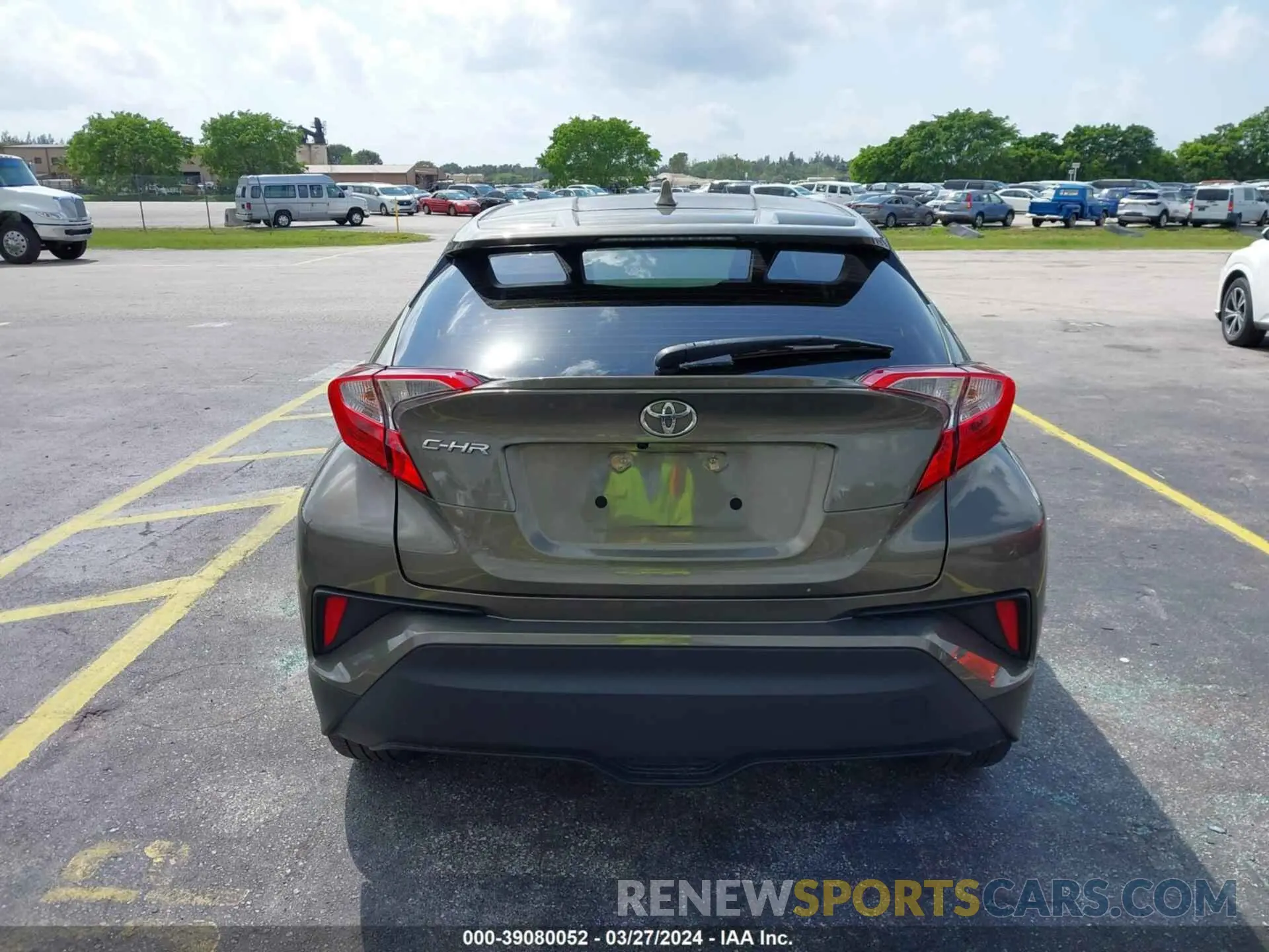 16 fotografías del automóvil dañado NMTKHMBX2MR135341 TOYOTA C-HR 2021