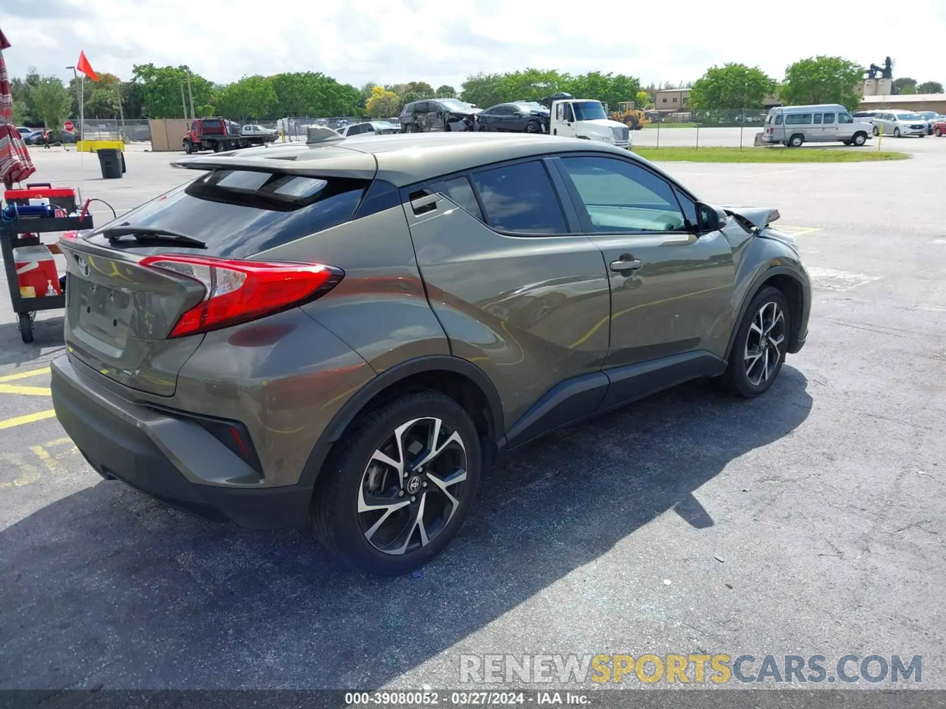 4 fotografías del automóvil dañado NMTKHMBX2MR135341 TOYOTA C-HR 2021